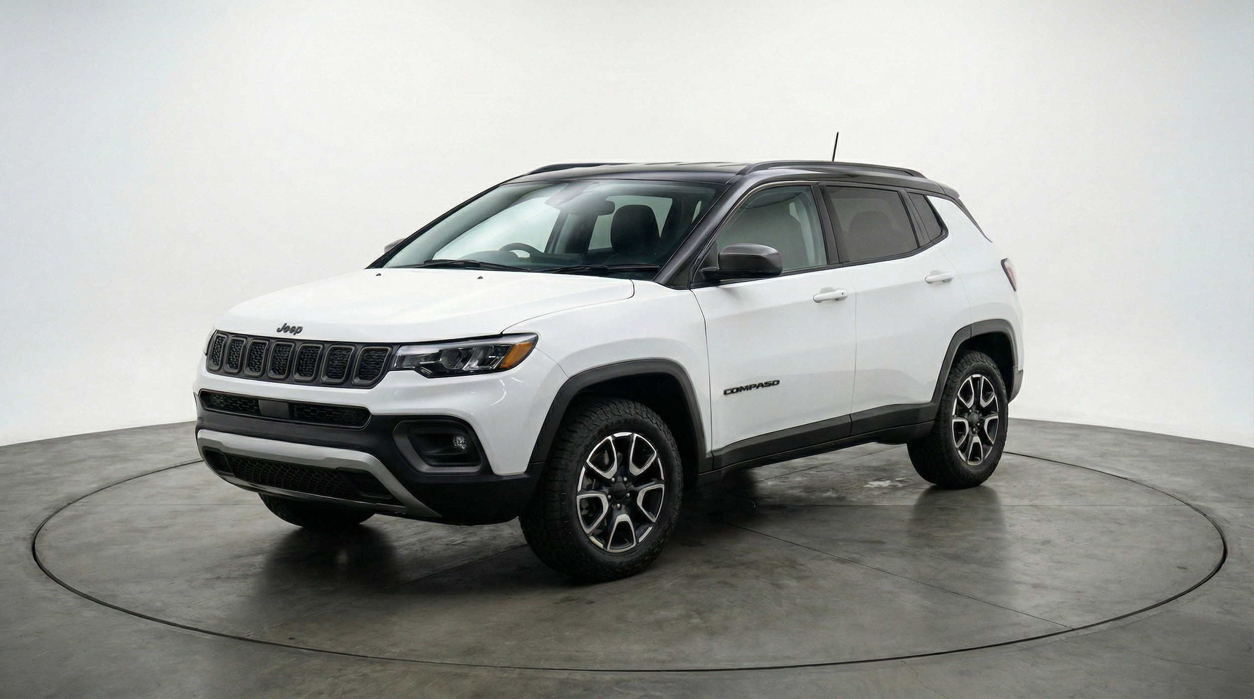 Thumbnail: 2025 Jeep Compass - 3