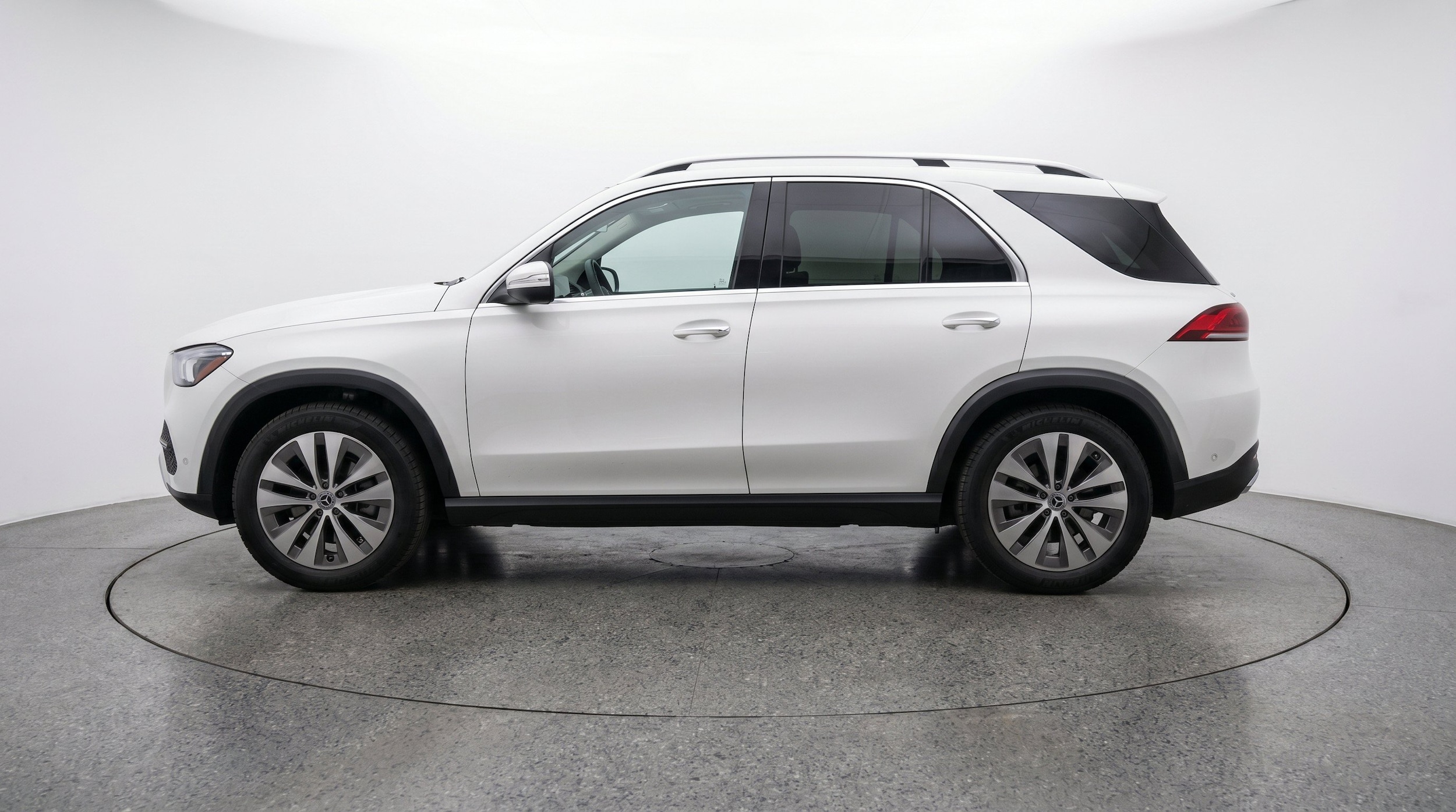 Thumbnail: 2026 Mercedes-Benz GLE - 5