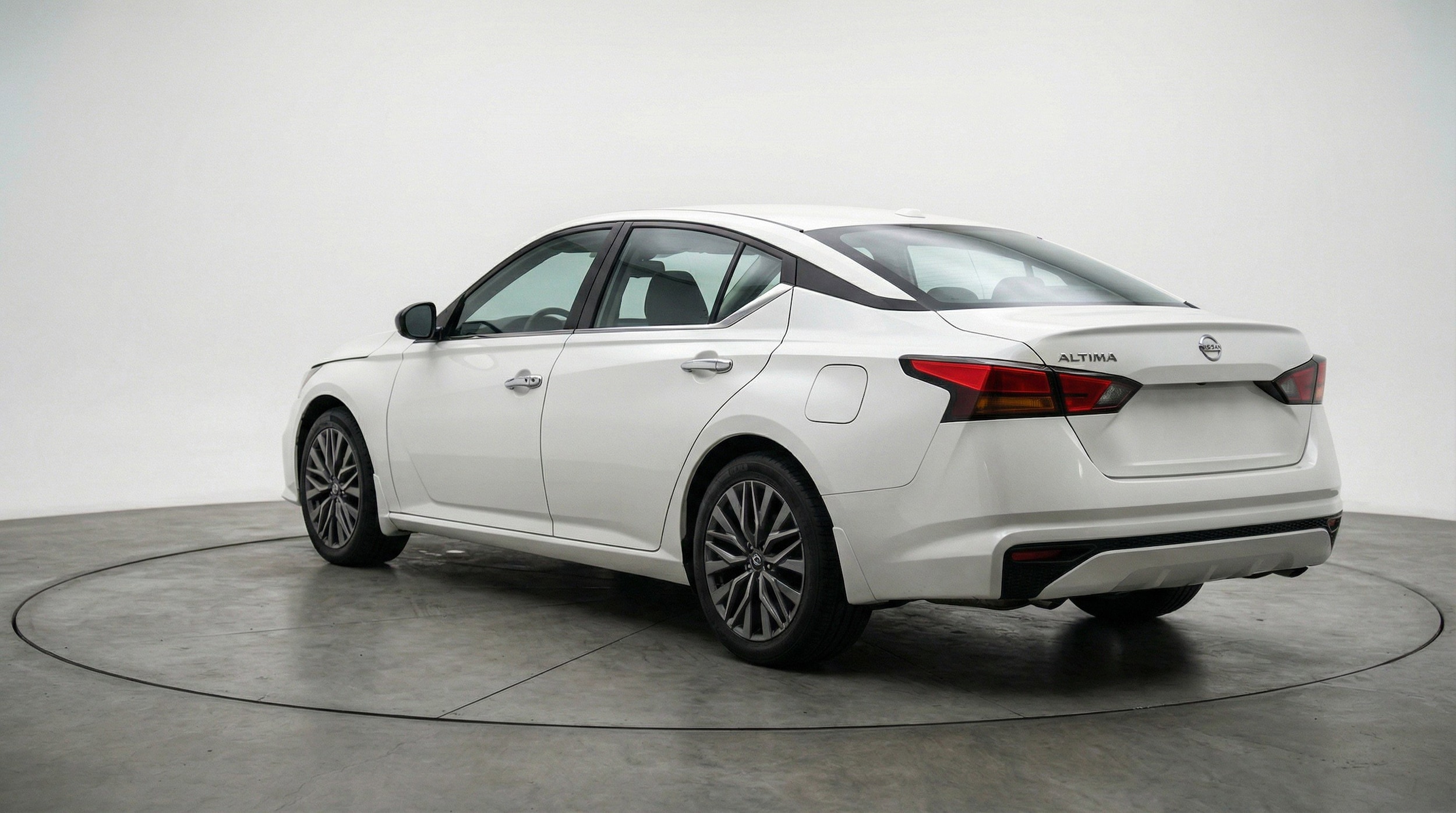 Thumbnail: 2025 Nissan Altima - 6