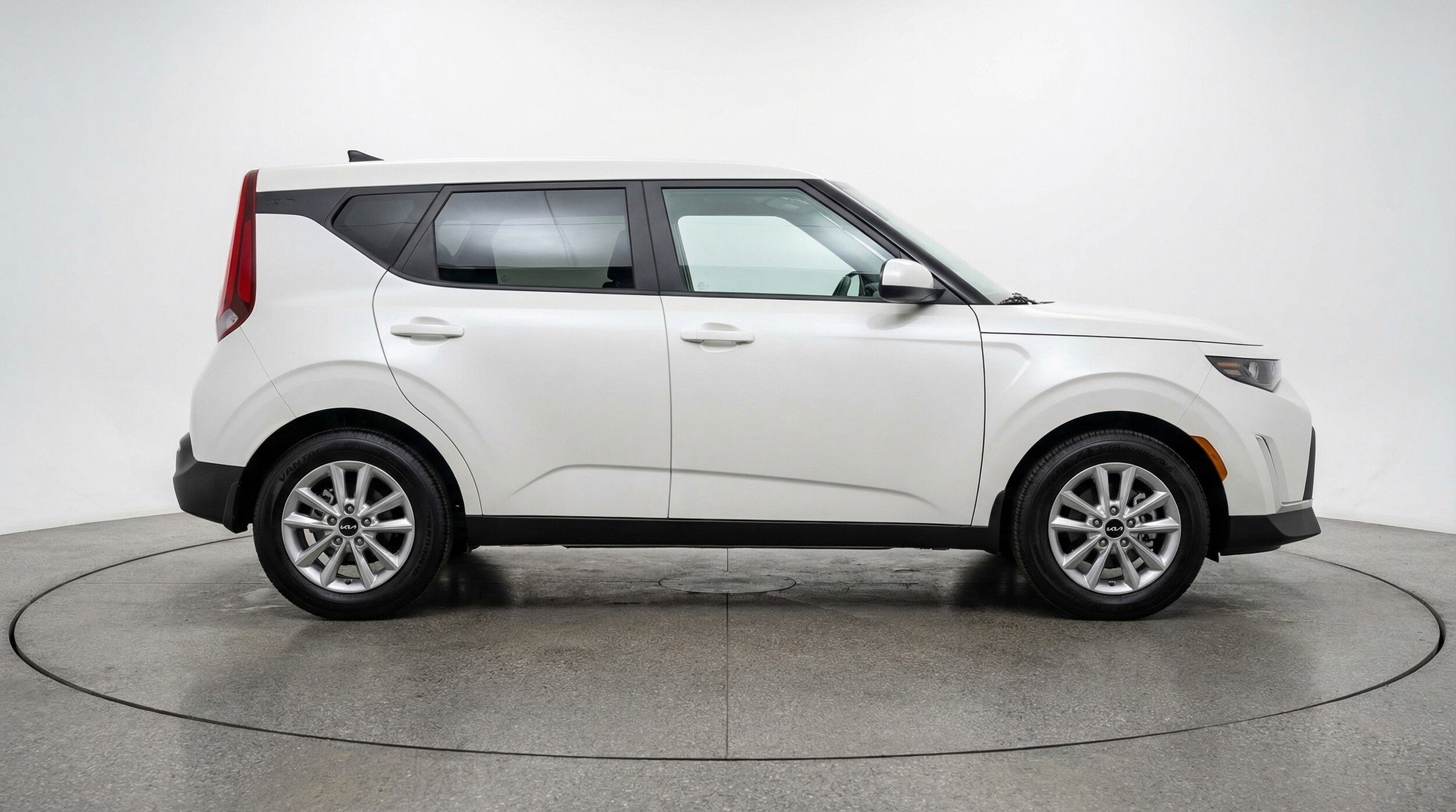 Thumbnail: 2025 Kia Soul - 11