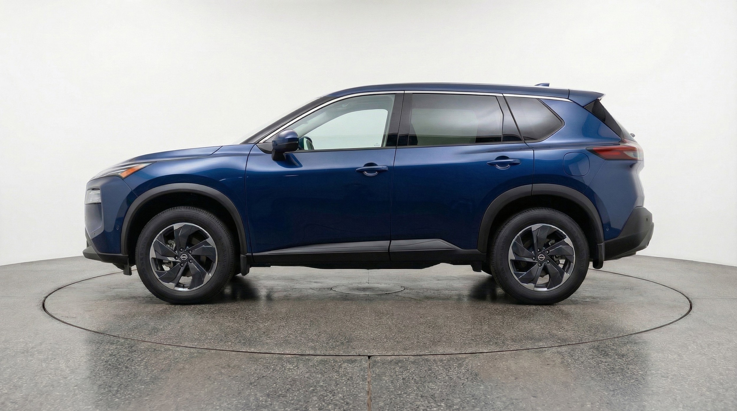 Thumbnail: 2025 Nissan Rogue - 5