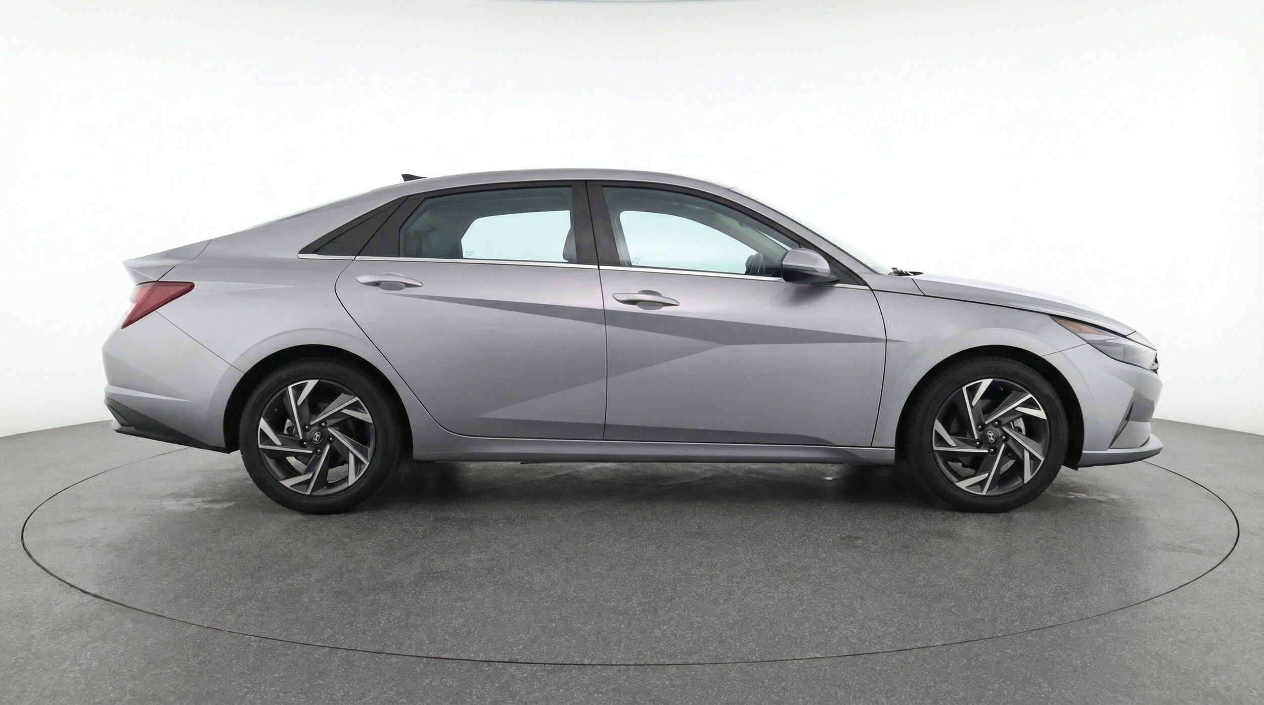 Thumbnail: 2025 Hyundai Elantra - 11