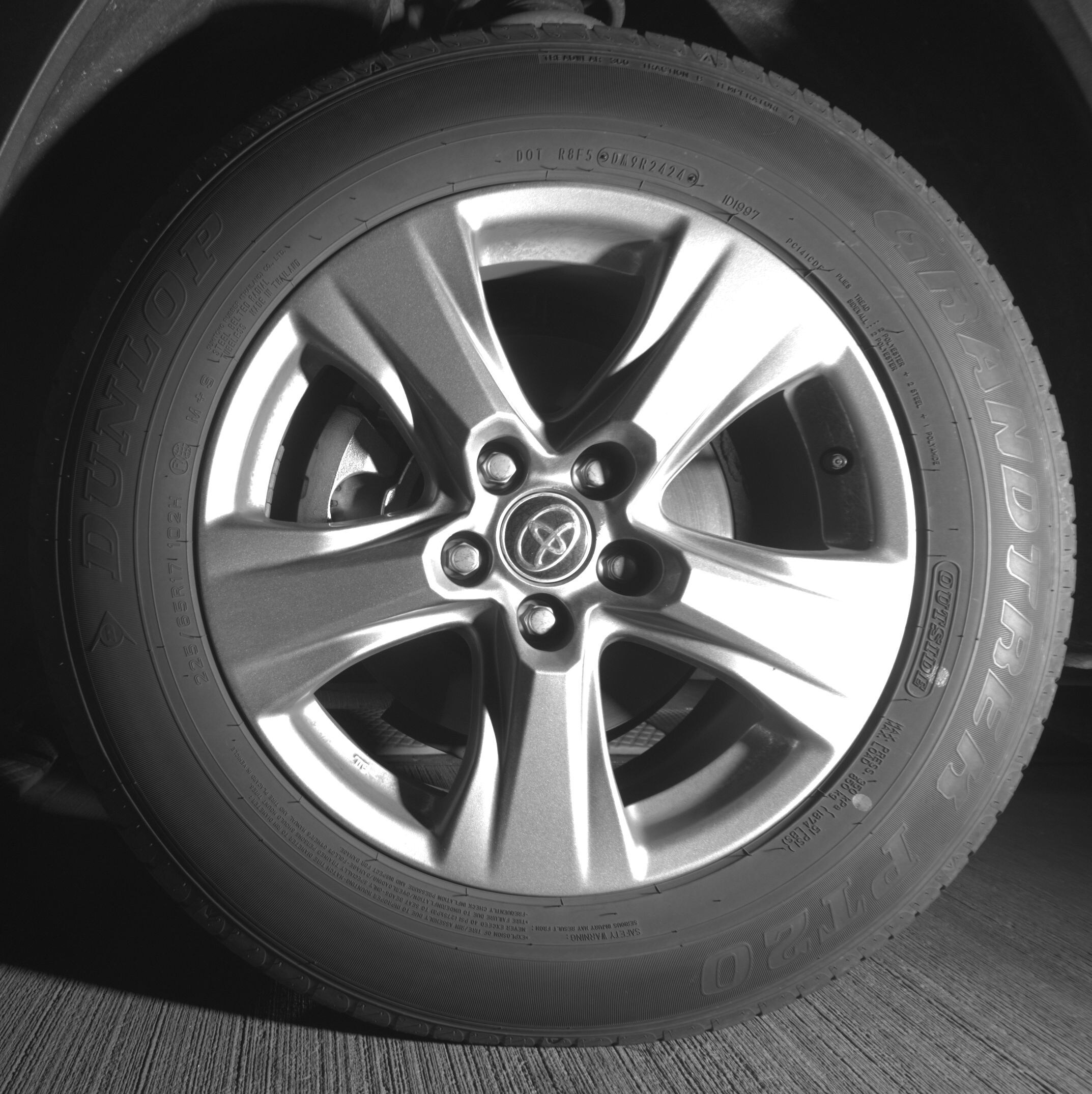 Thumbnail: 2025 Toyota RAV4 - 9