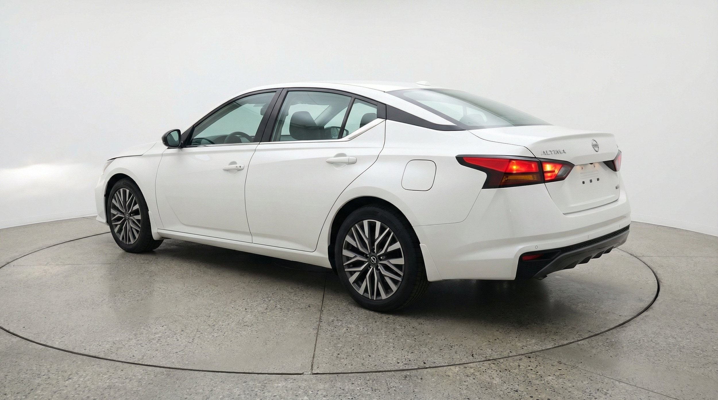 Thumbnail: 2025 Nissan Altima - 6