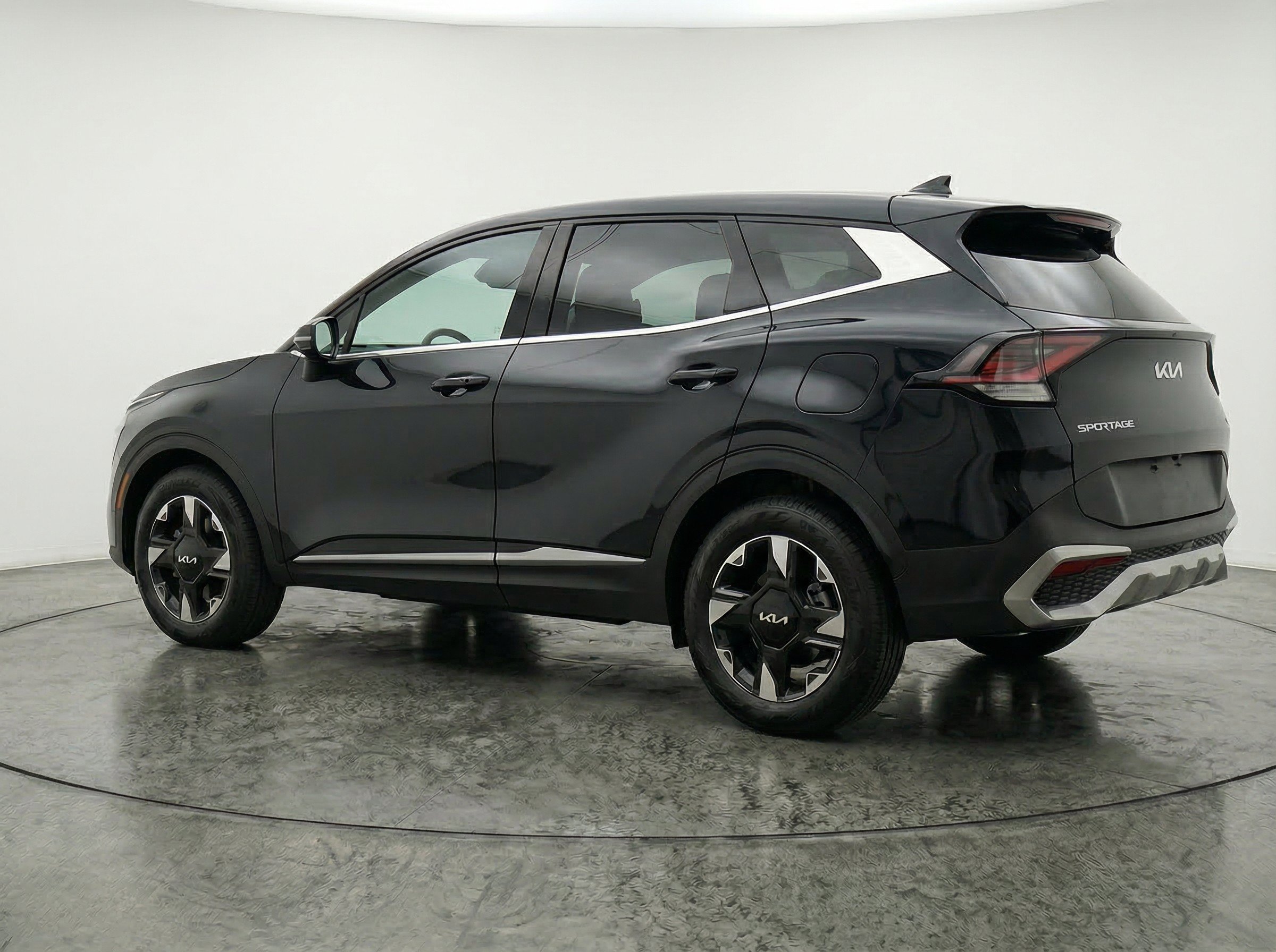 Thumbnail: 2026 Kia Sportage - 6