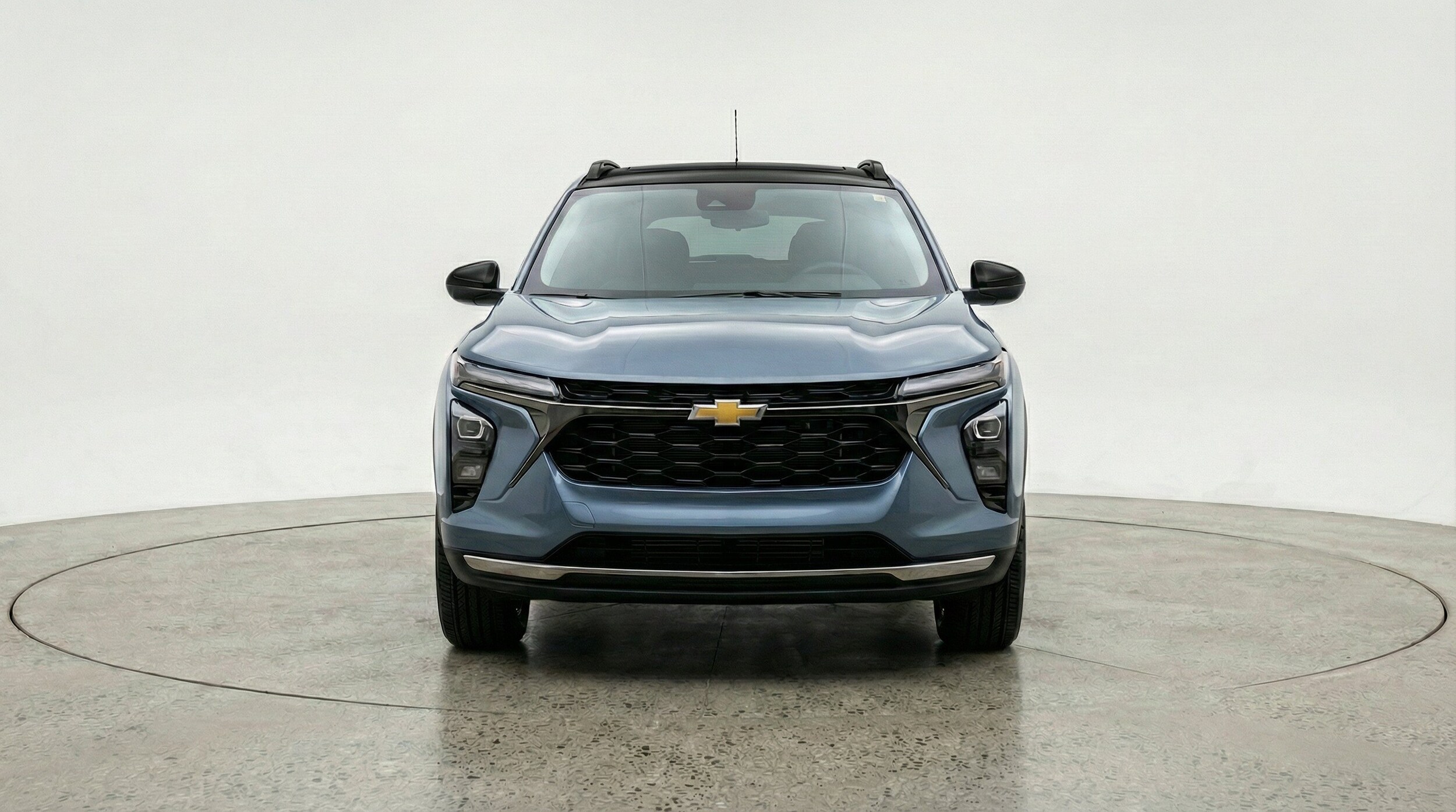 Thumbnail: 2025 Chevrolet Trax - 2