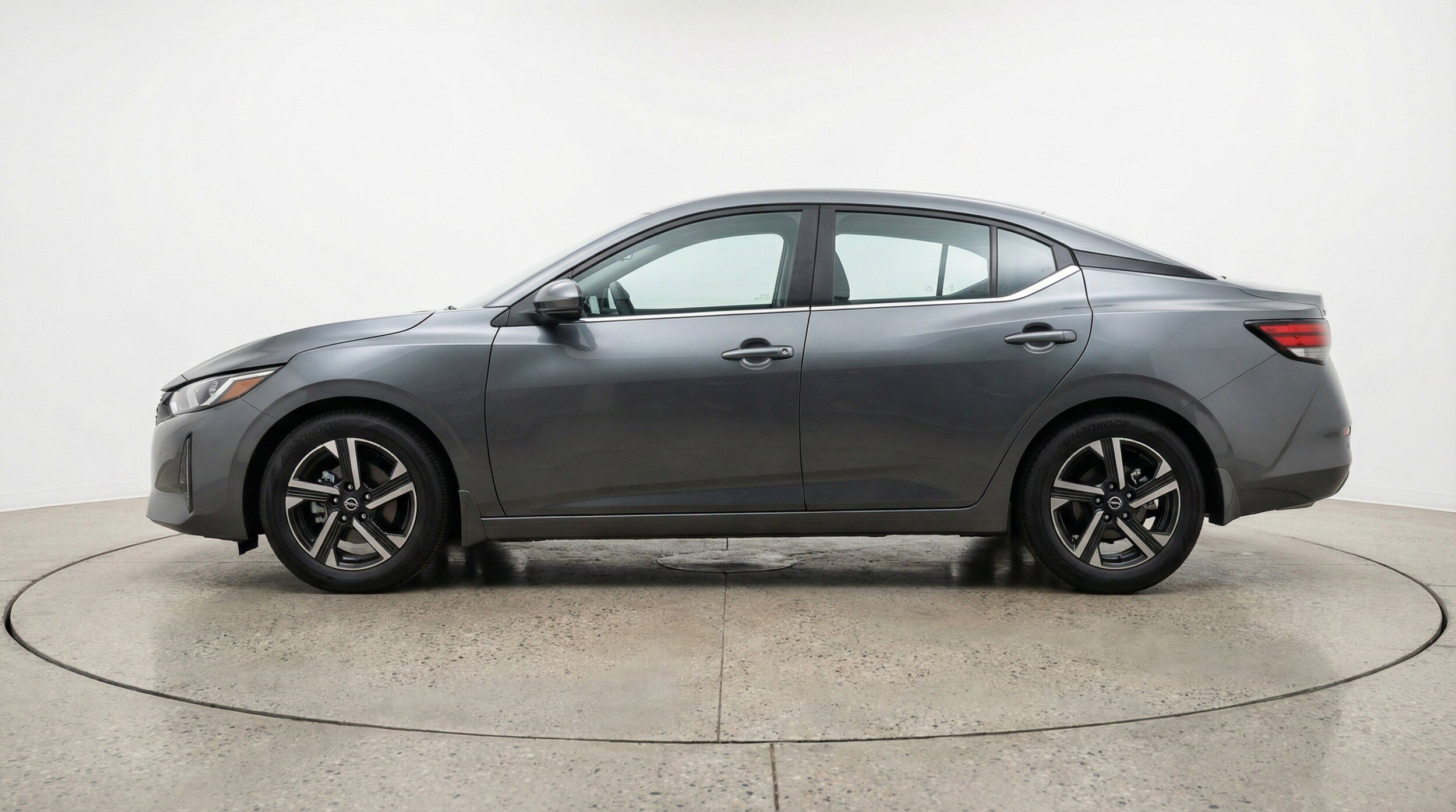 Thumbnail: 2025 Nissan Sentra - 5