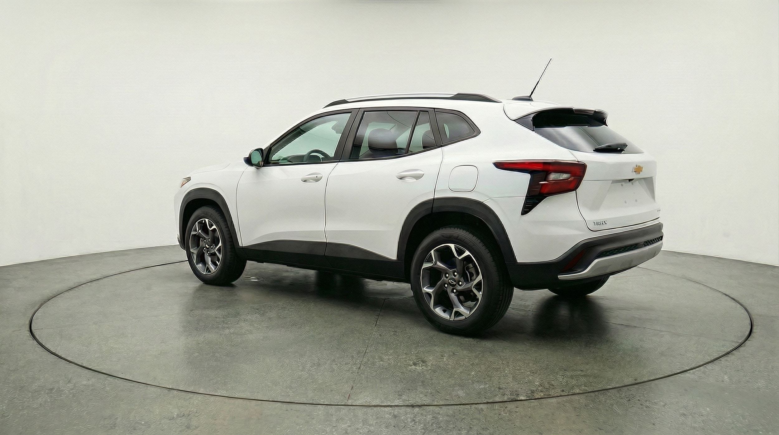 Thumbnail: 2025 Chevrolet Trax - 5