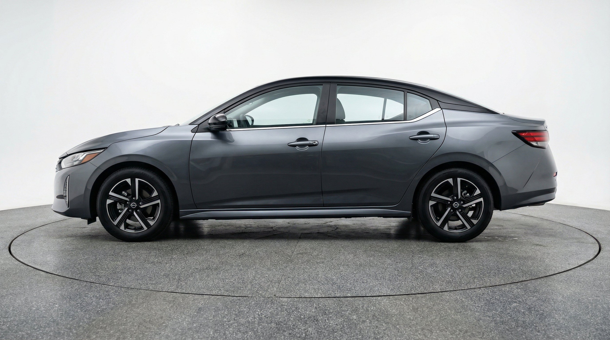 Thumbnail: 2025 Nissan Sentra - 5