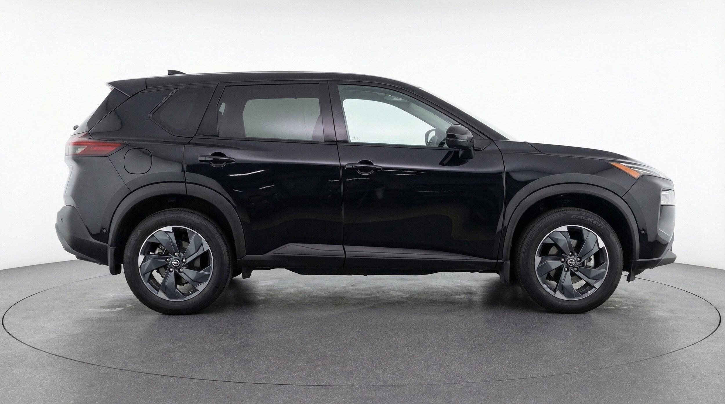 Thumbnail: 2025 Nissan Rogue - 11