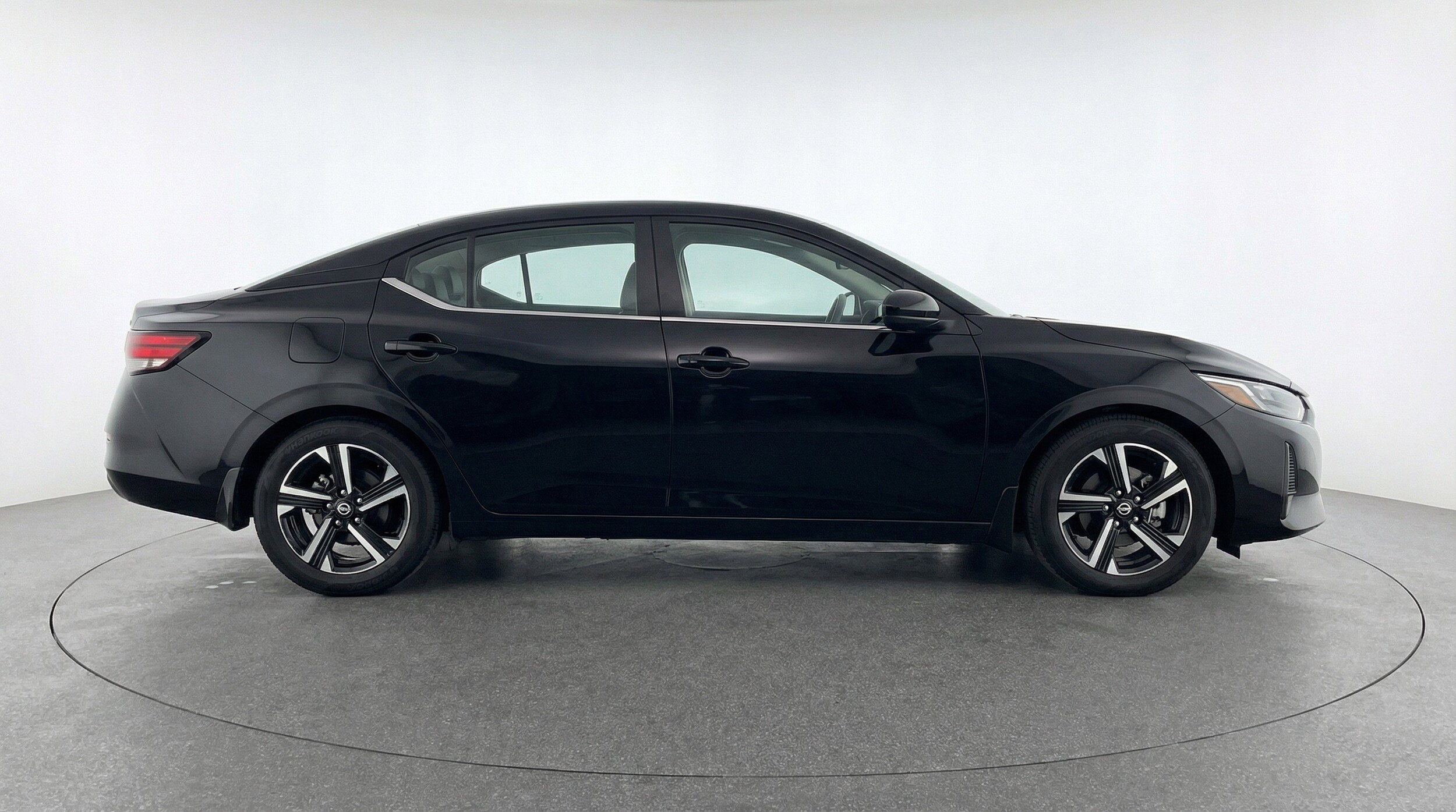 Thumbnail: 2025 Nissan Sentra - 11