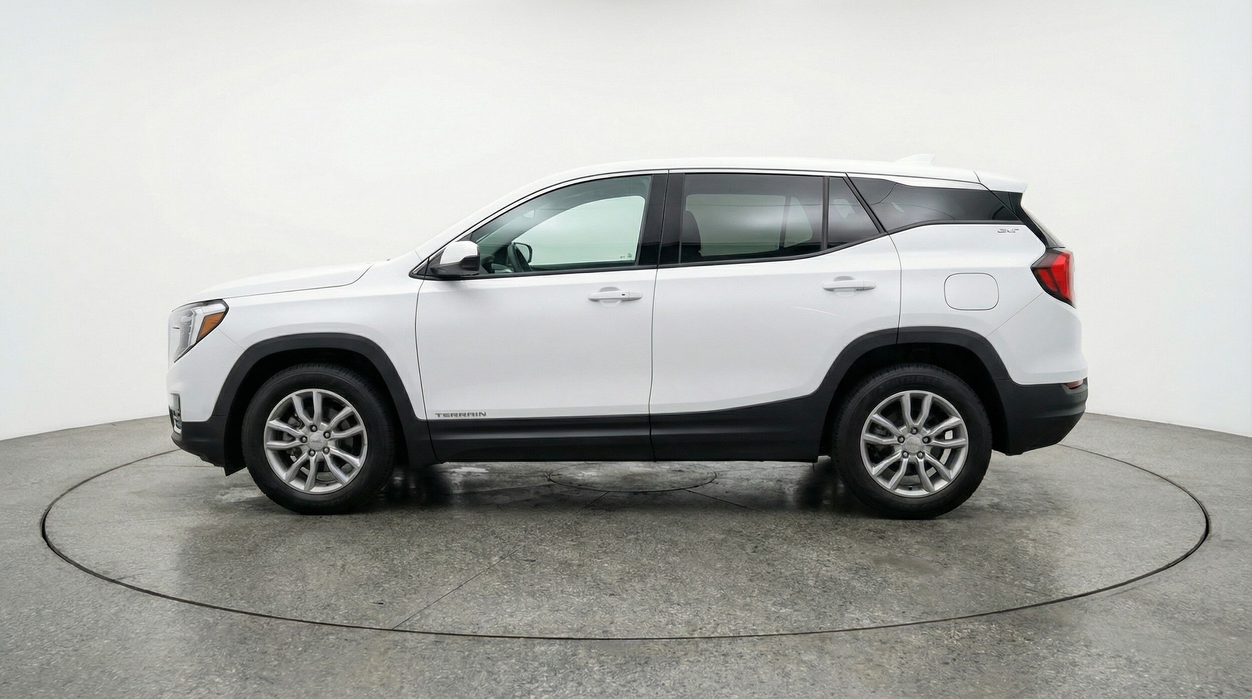 Thumbnail: 2024 GMC Terrain - 4