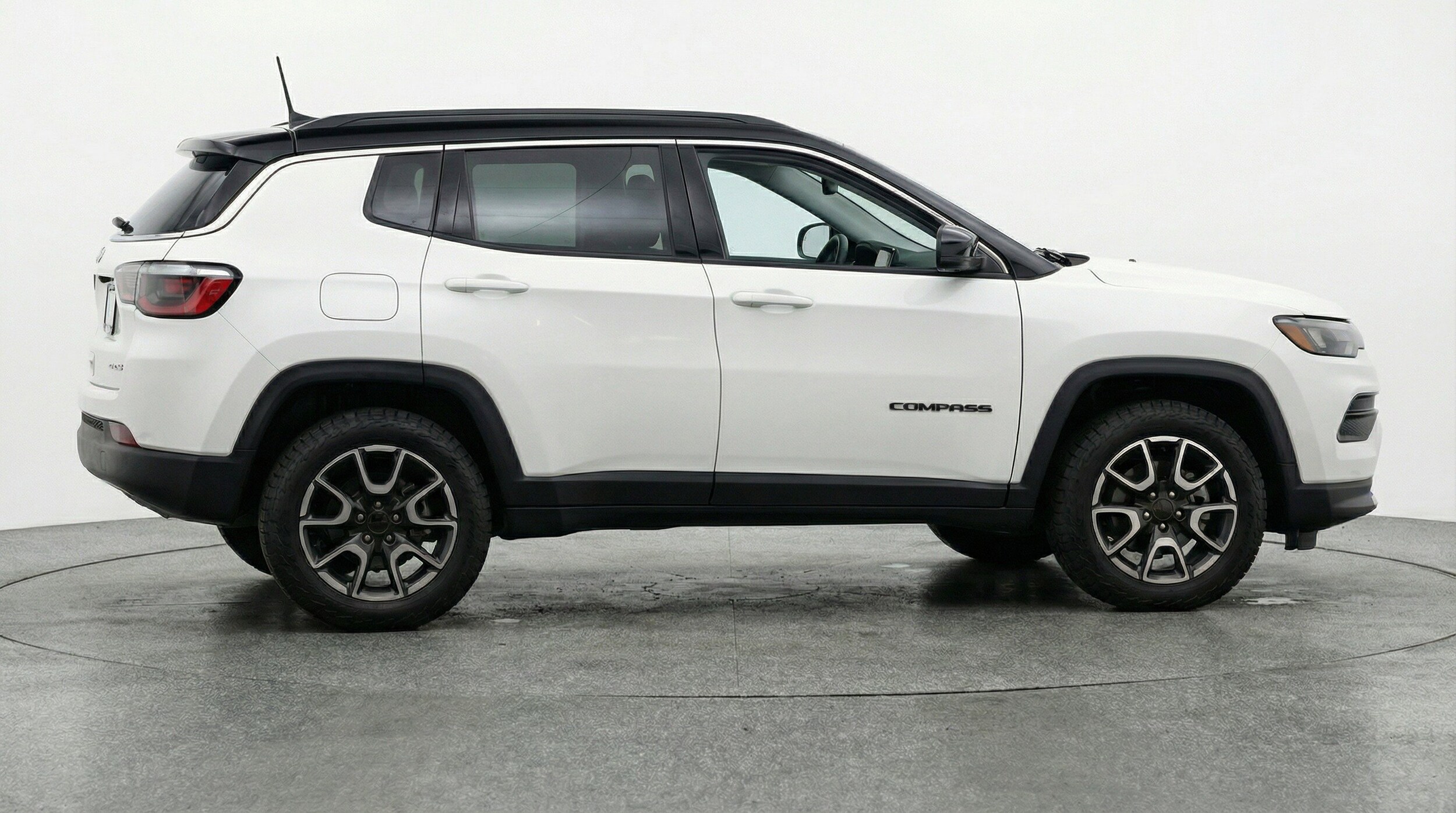 Thumbnail: 2025 Jeep Compass - 11