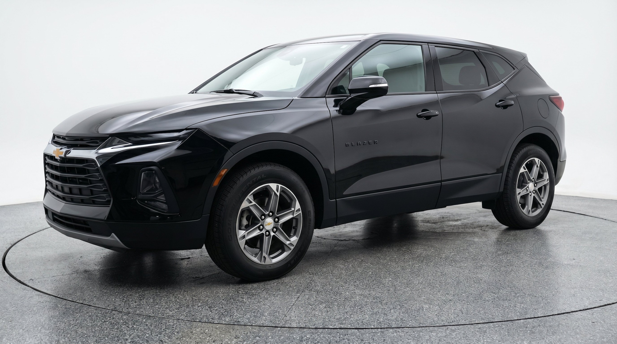 Thumbnail: 2025 Chevrolet Blazer - 3