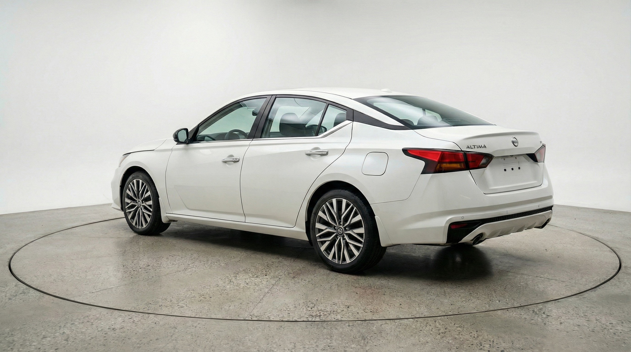 Thumbnail: 2025 Nissan Altima - 6