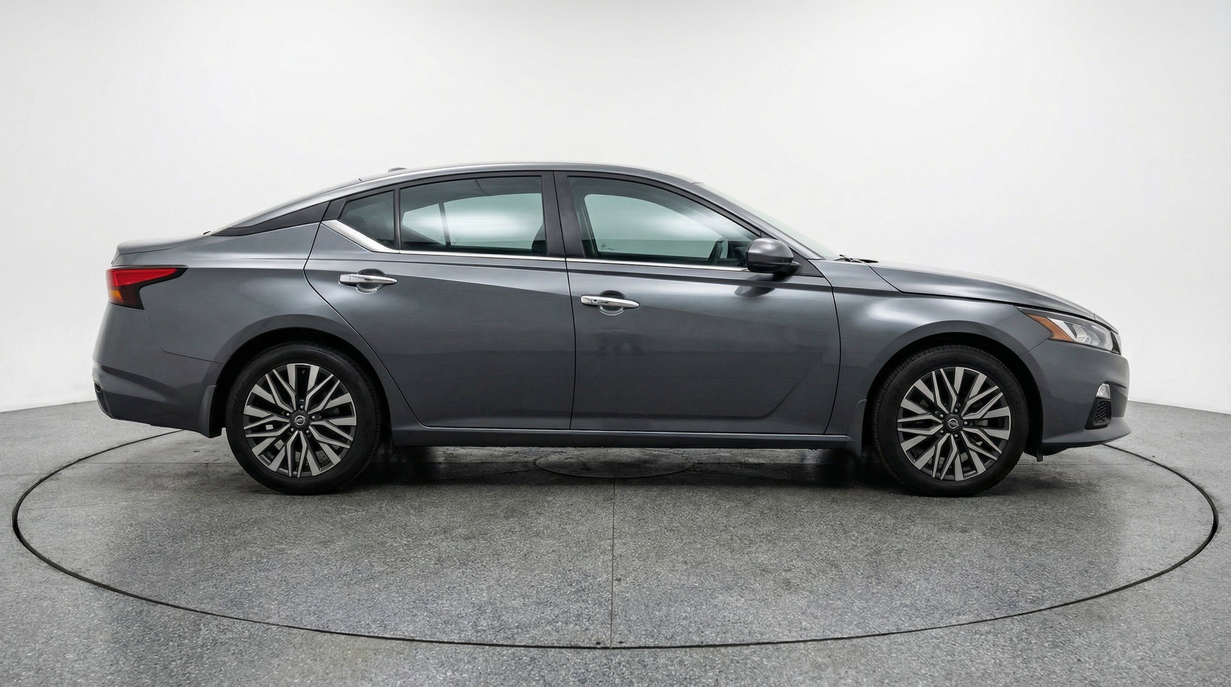 Thumbnail: 2025 Nissan Altima - 11