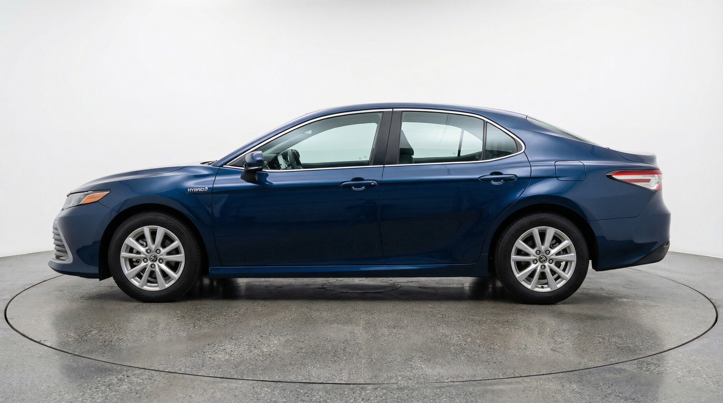 Thumbnail: 2025 Toyota Camry - 5