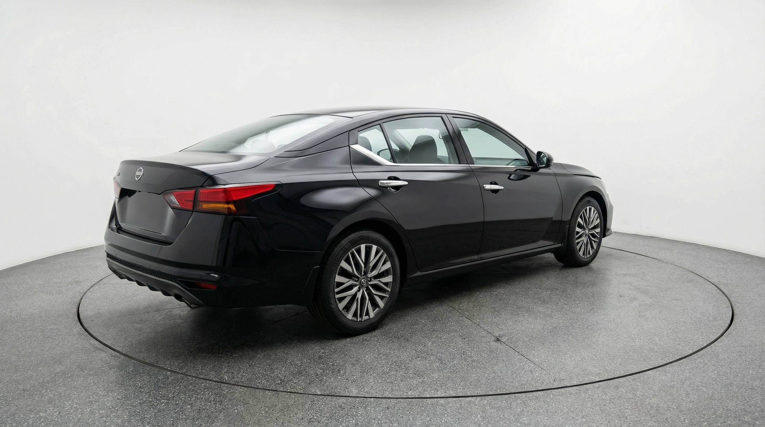 Thumbnail: 2025 Nissan Altima - 7