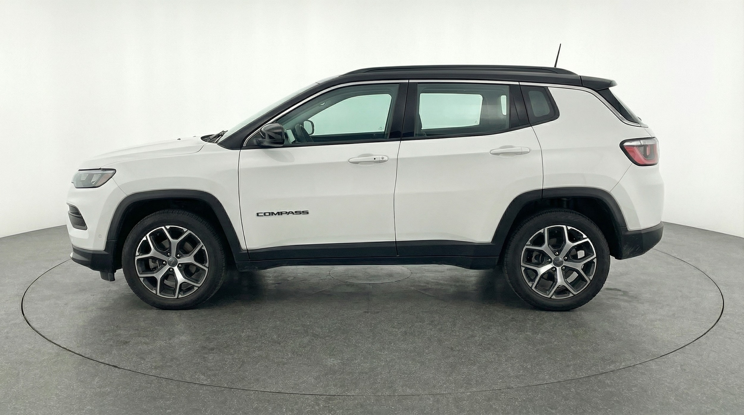 Thumbnail: 2025 Jeep Compass - 4