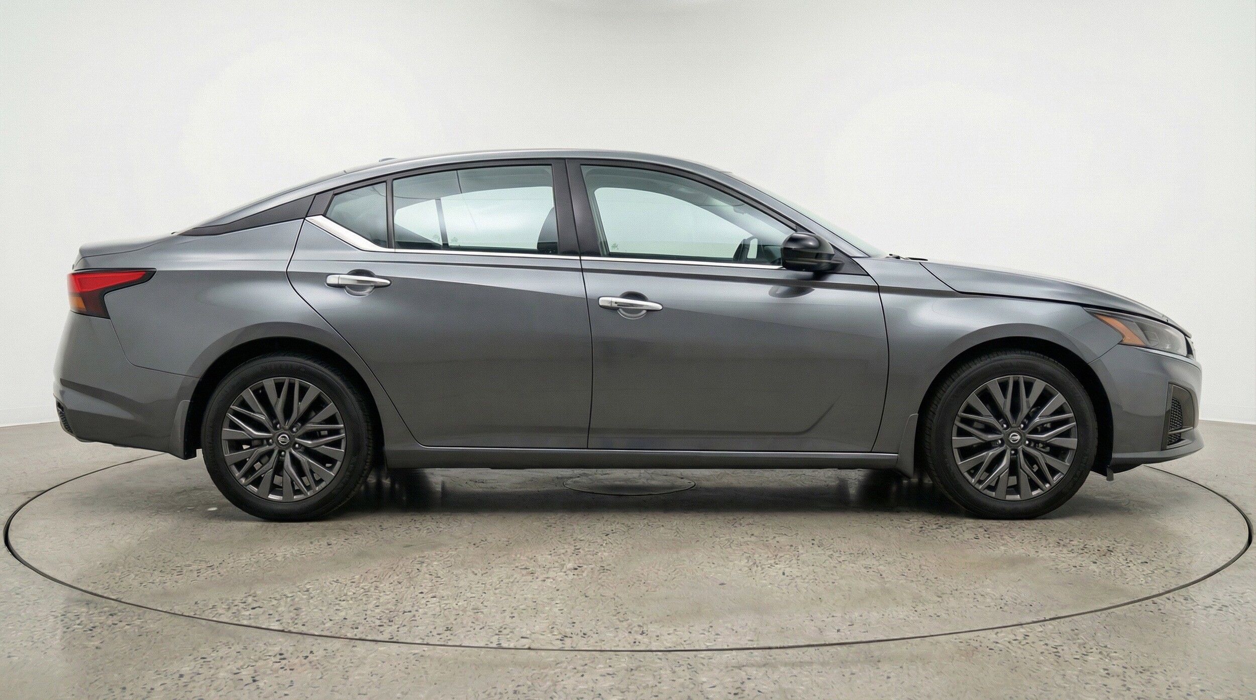 Thumbnail: 2025 Nissan Altima - 11