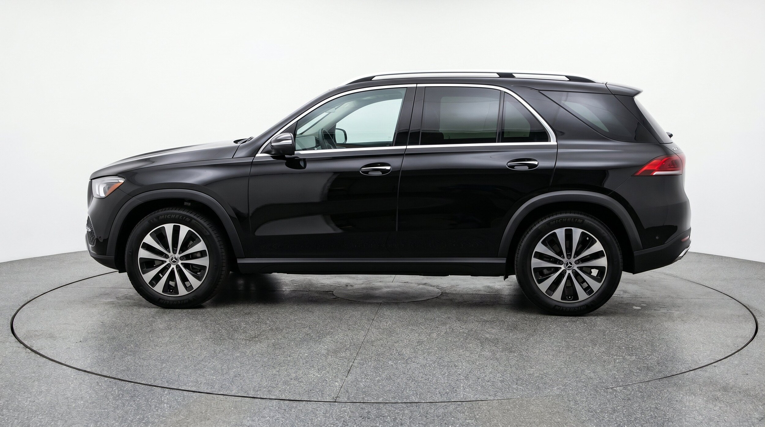 Thumbnail: 2026 Mercedes-Benz GLE - 5