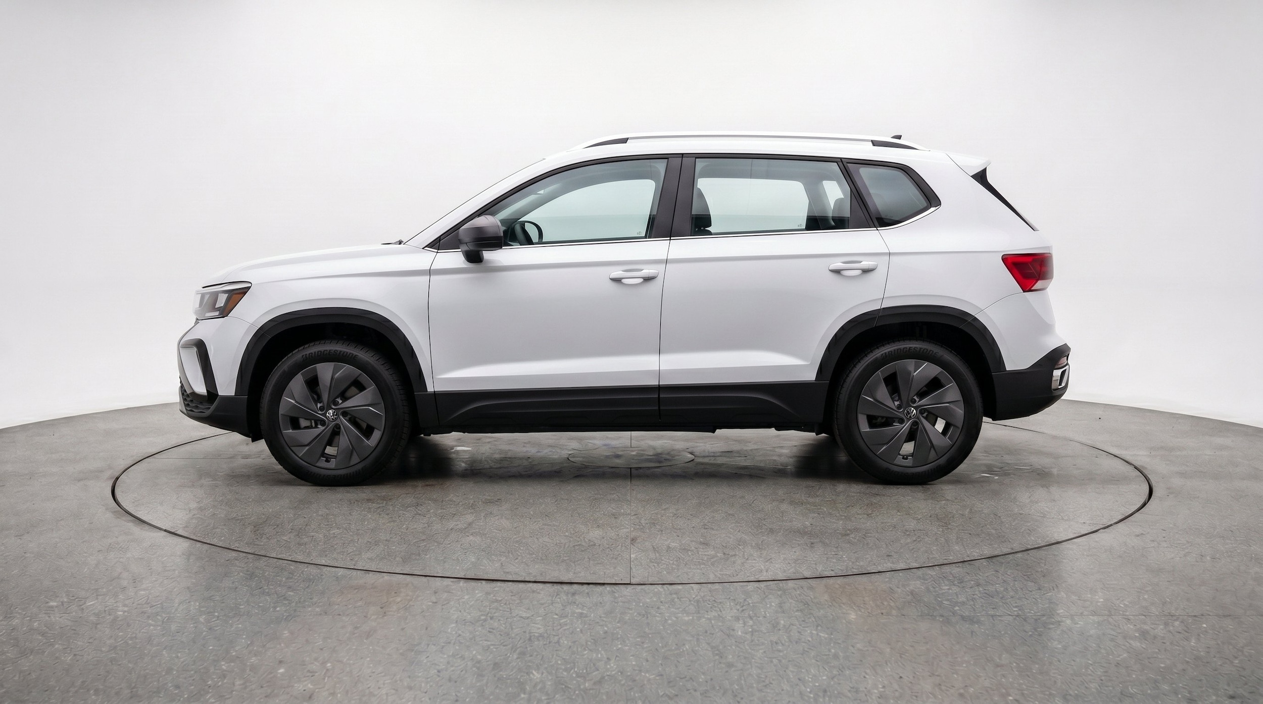 Thumbnail: 2026 Volkswagen Taos - 5