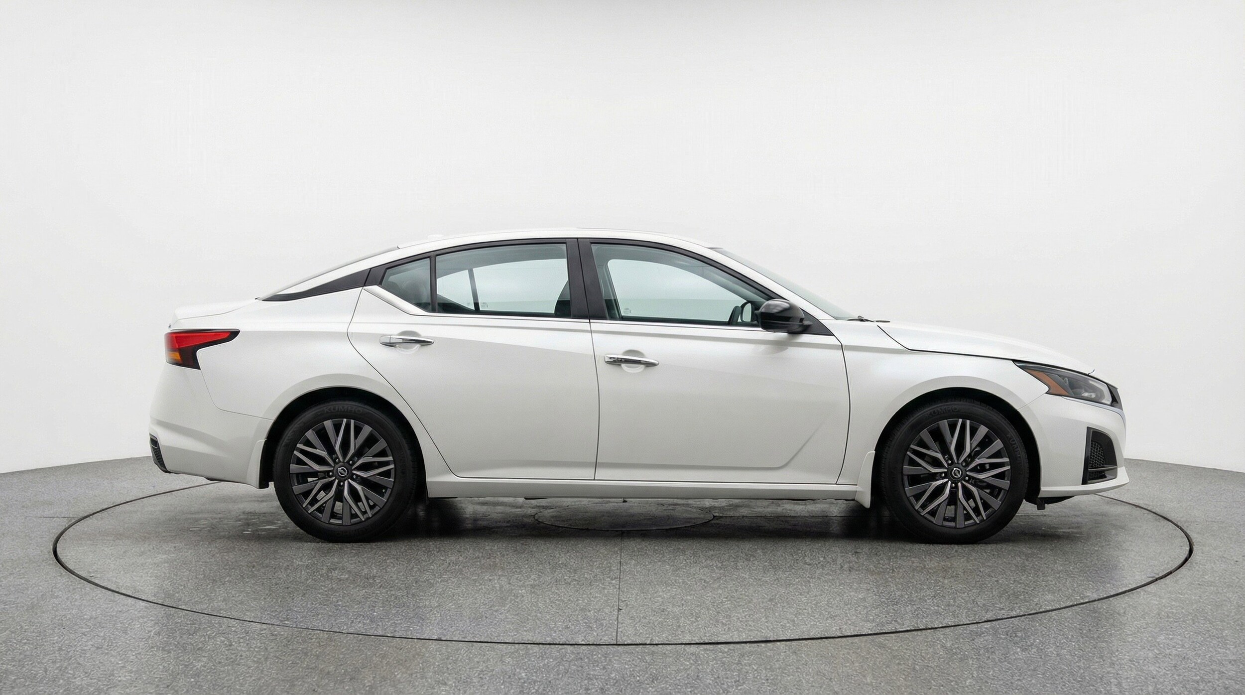 Thumbnail: 2025 Nissan Altima - 11