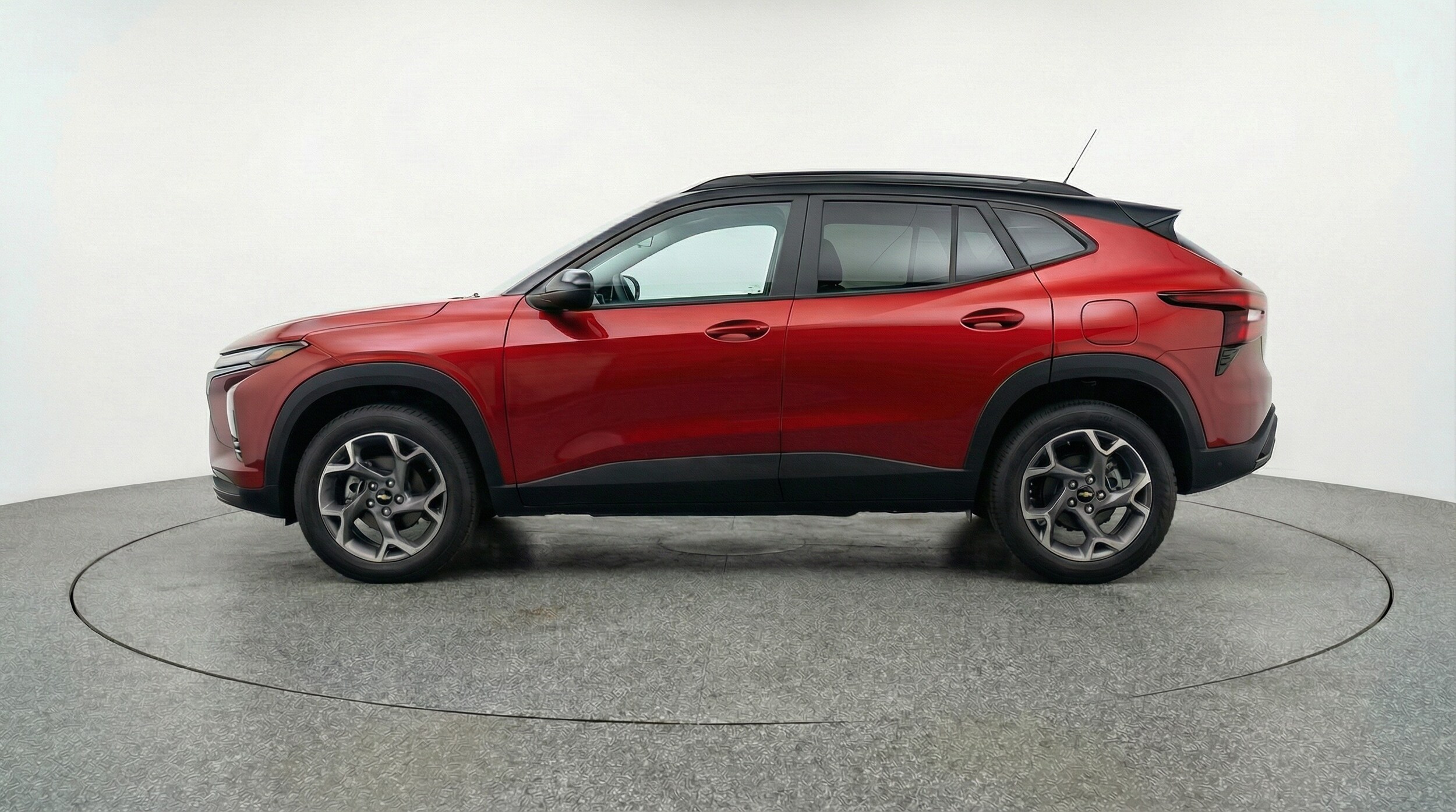 Thumbnail: 2025 Chevrolet Trax - 4