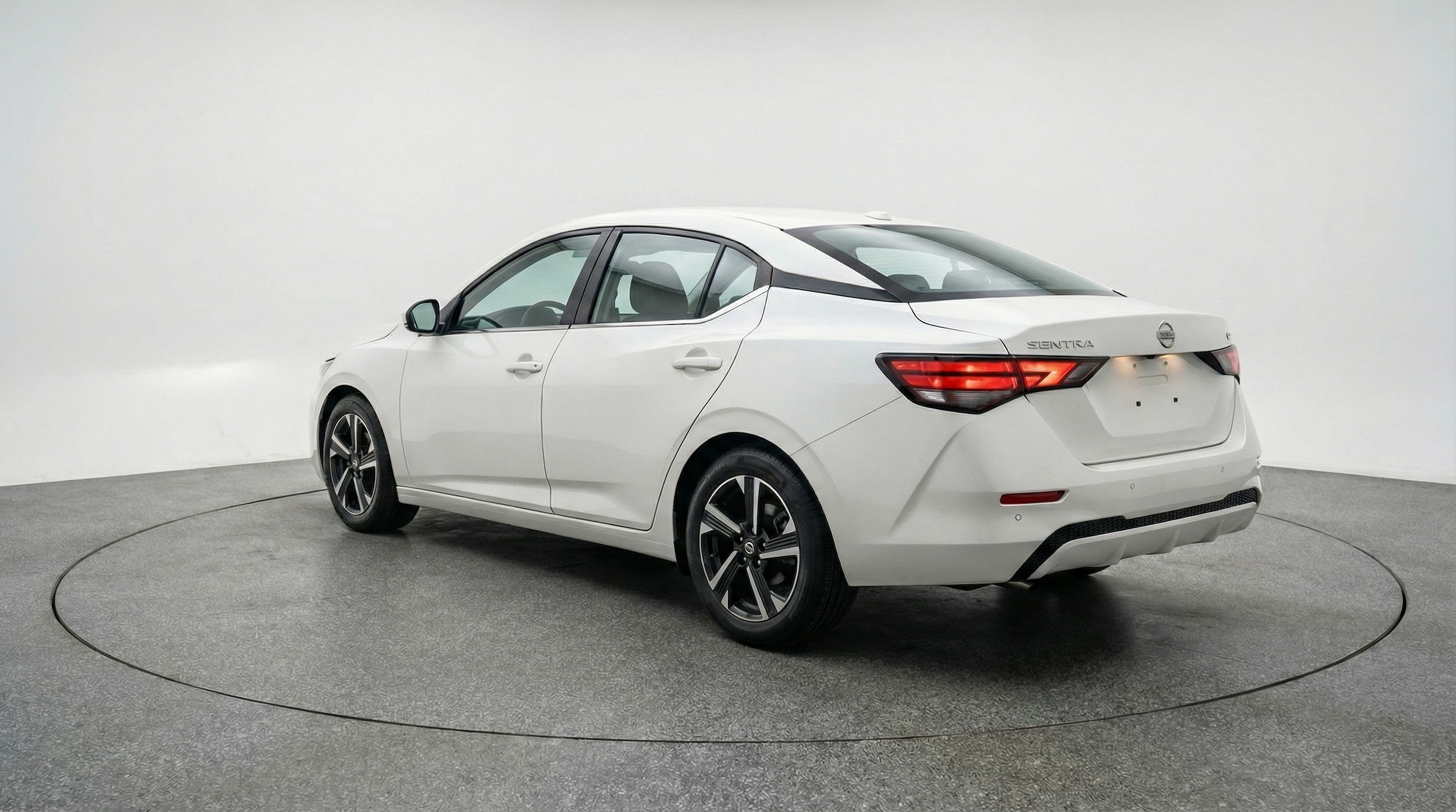 Thumbnail: 2025 Nissan Sentra - 5