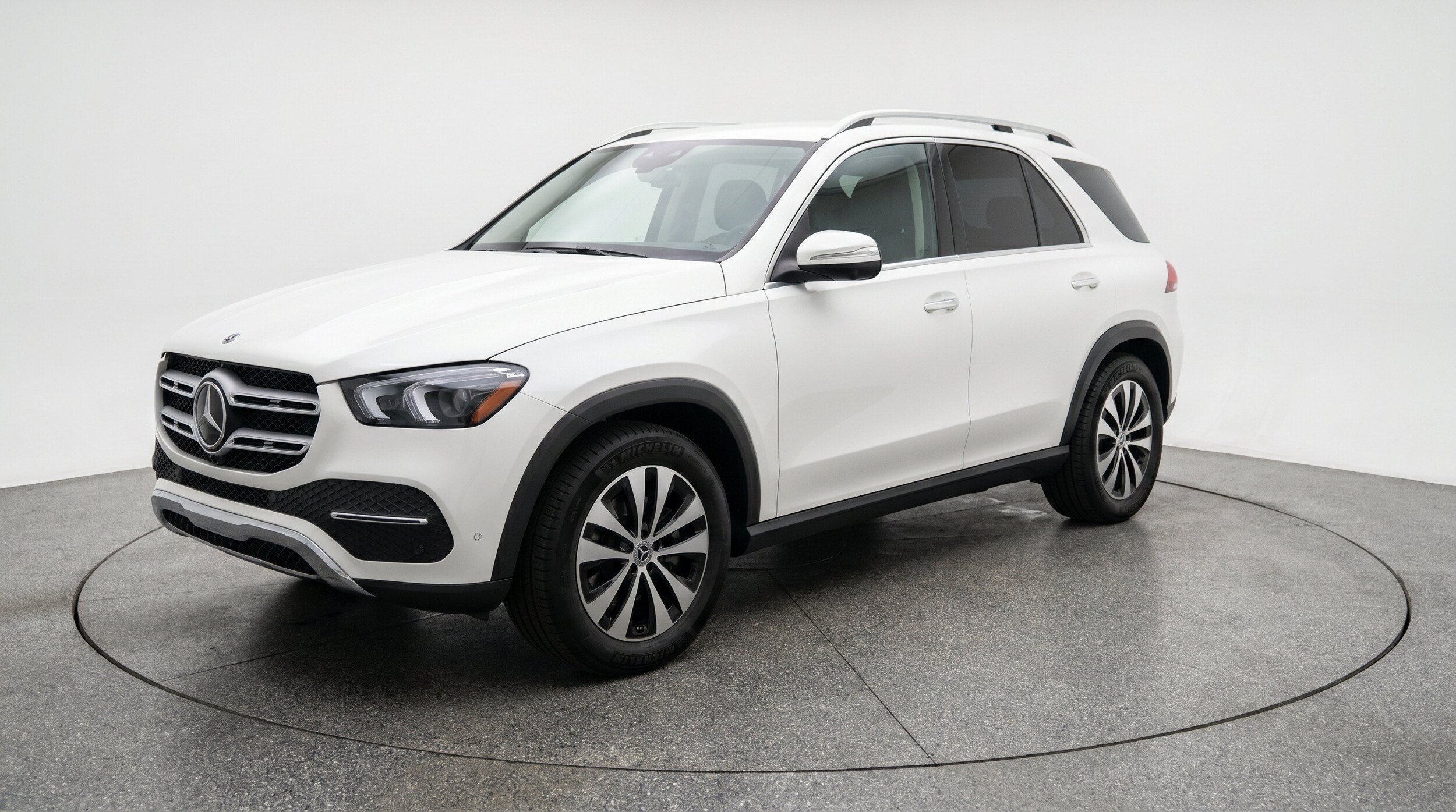 Thumbnail: 2026 Mercedes-Benz GLE - 3