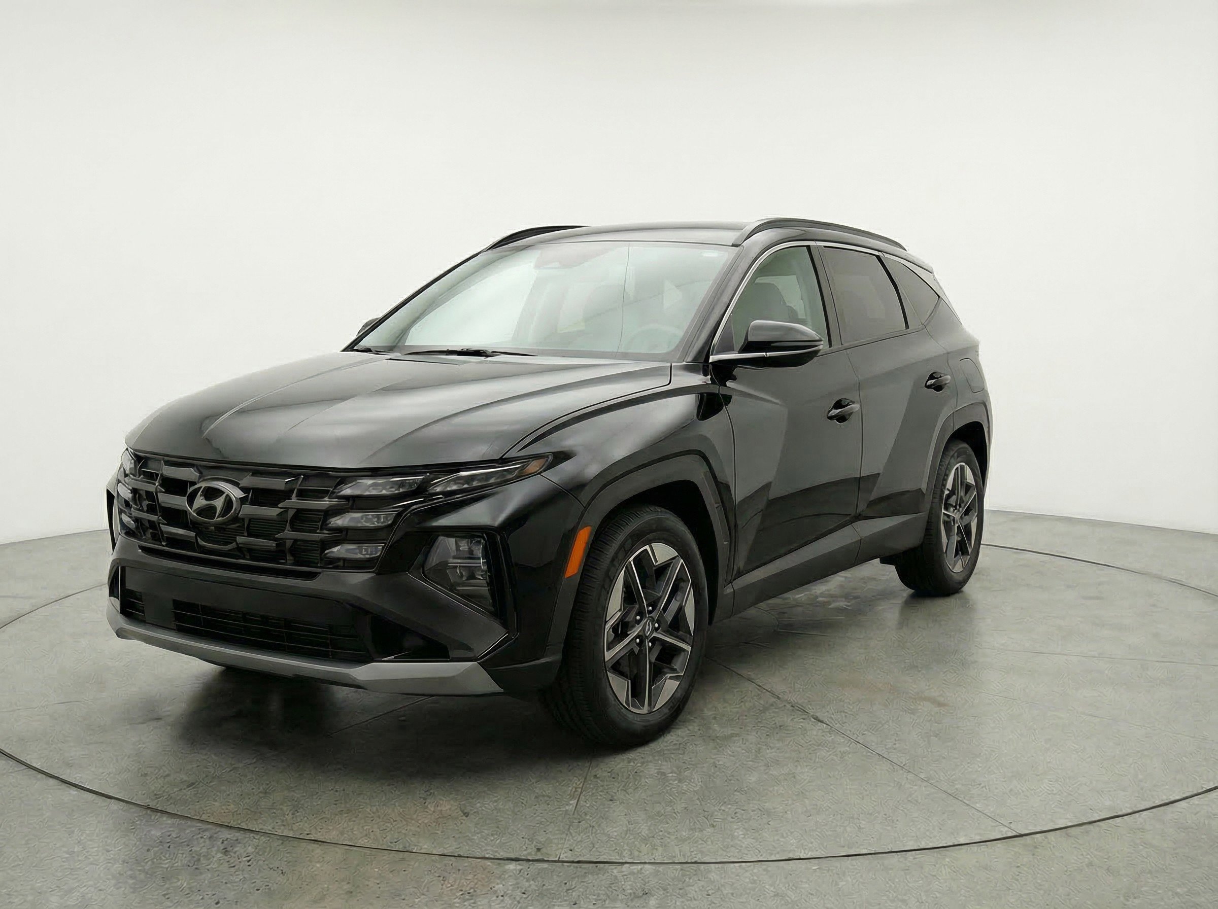 Thumbnail: 2025 Hyundai Tucson - 3