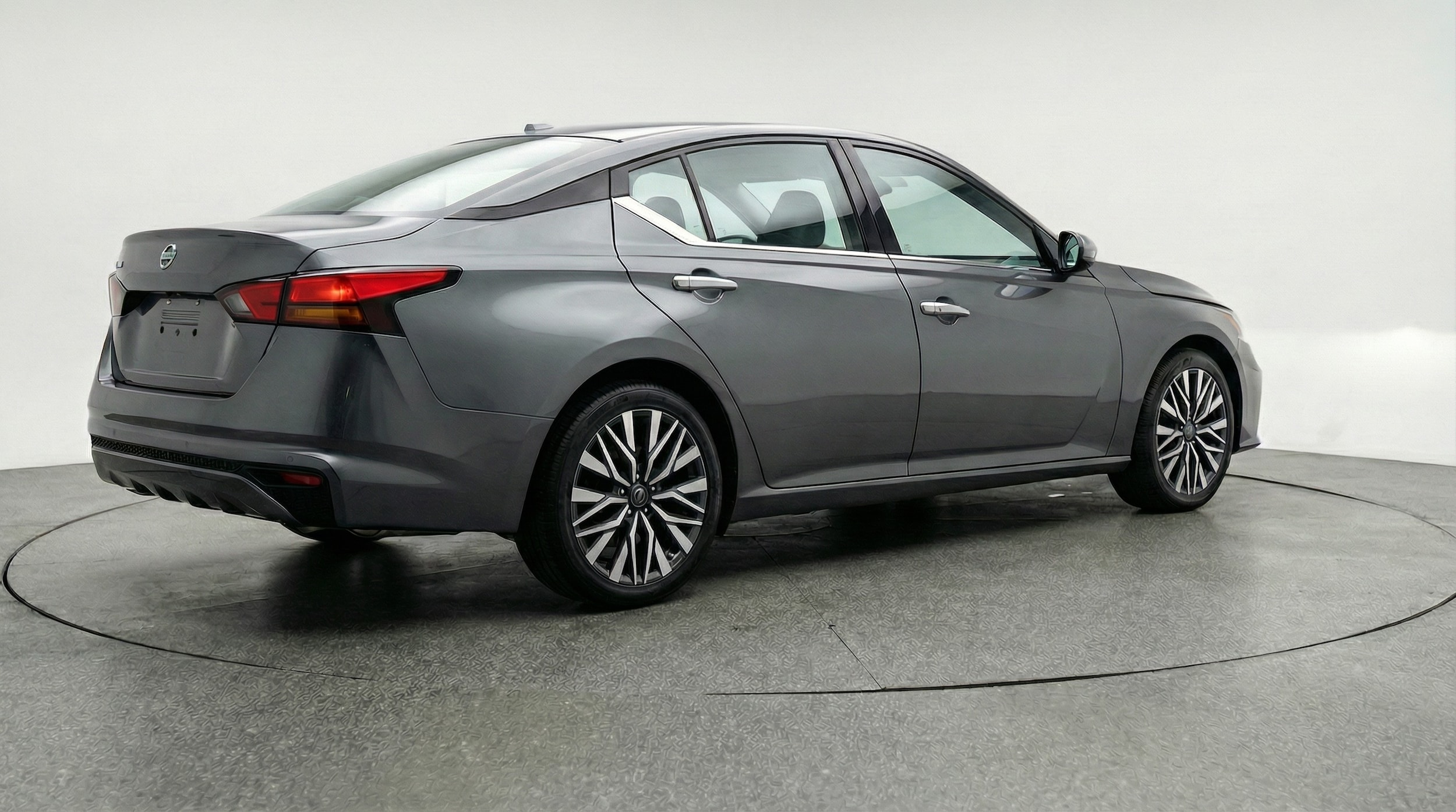 Thumbnail: 2025 Nissan Altima - 7