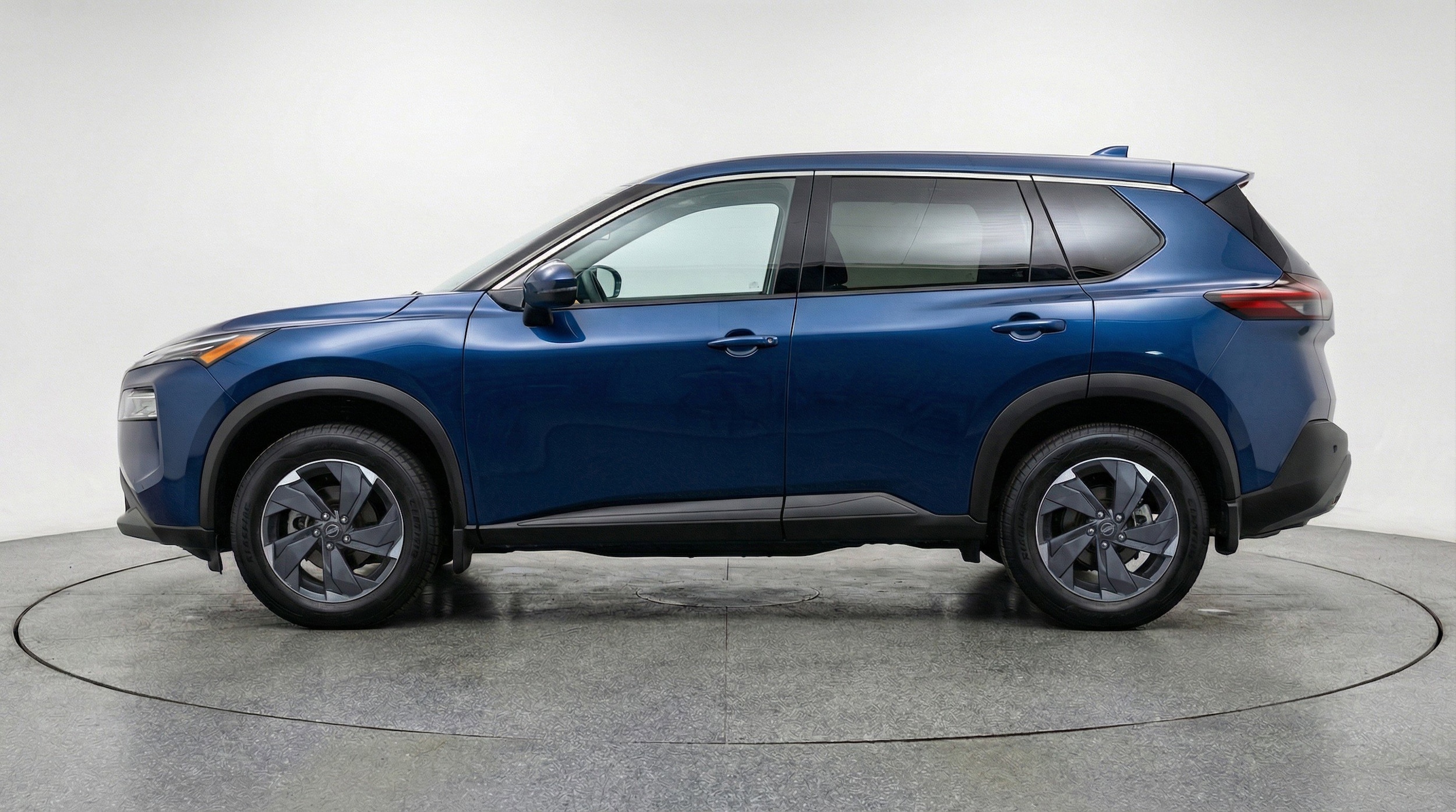 Thumbnail: 2025 Nissan Rogue - 5