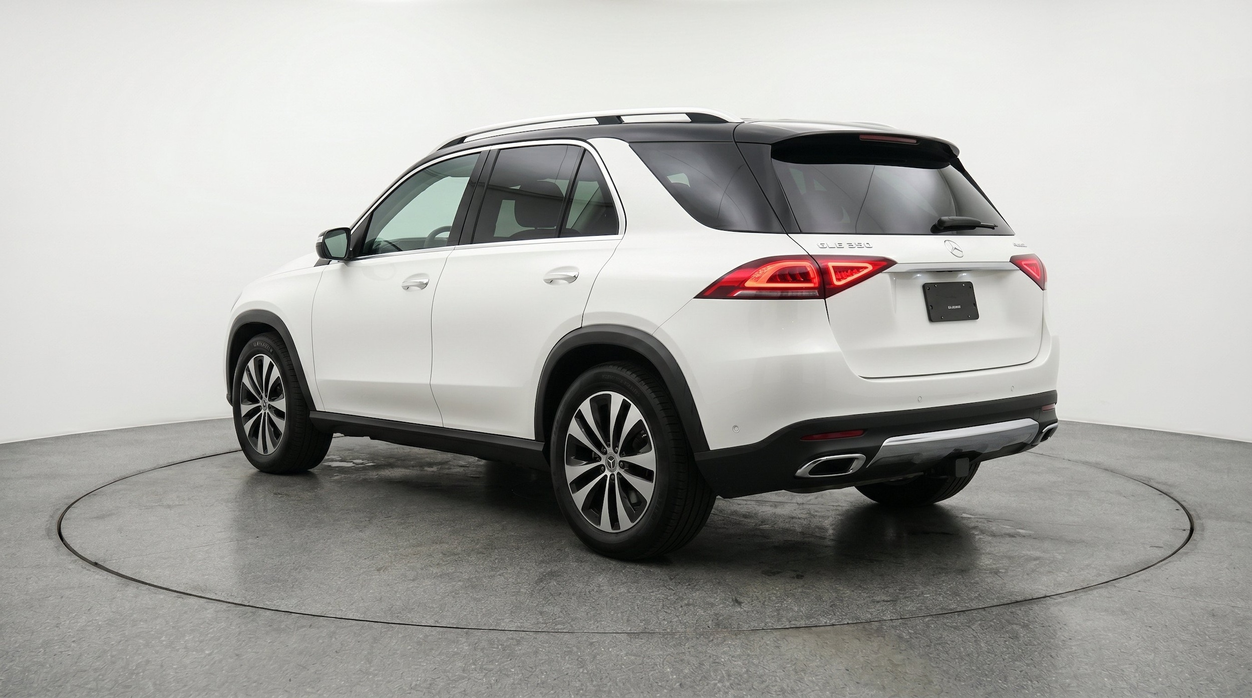 Thumbnail: 2026 Mercedes-Benz GLE - 6