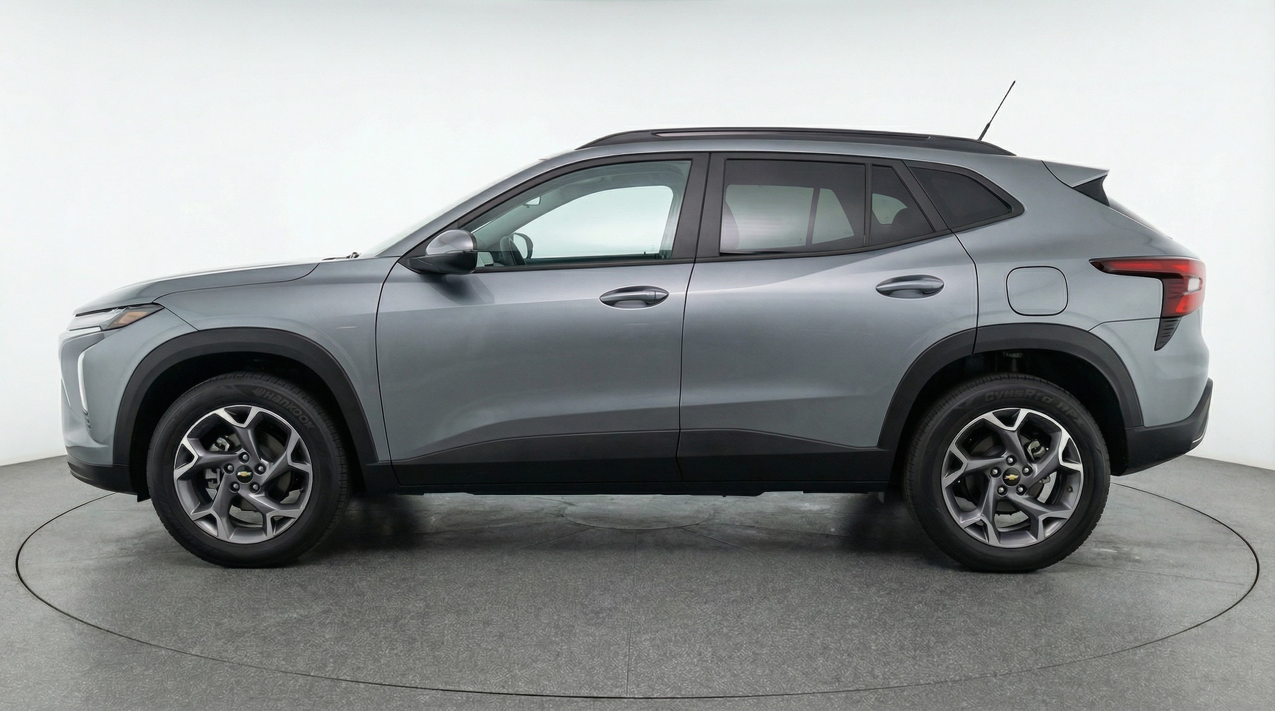 Thumbnail: 2025 Chevrolet Trax - 4