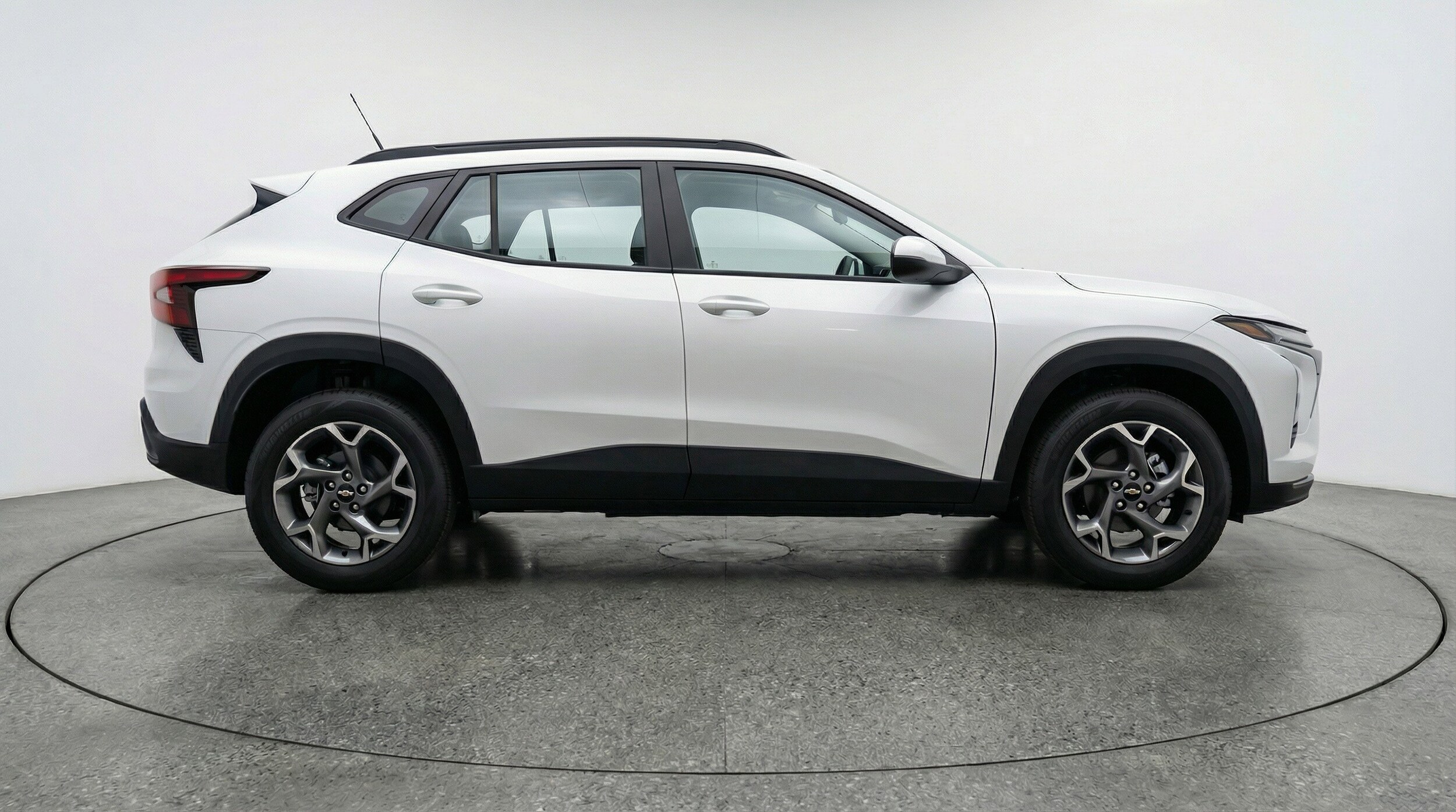 Thumbnail: 2025 Chevrolet Trax - 11