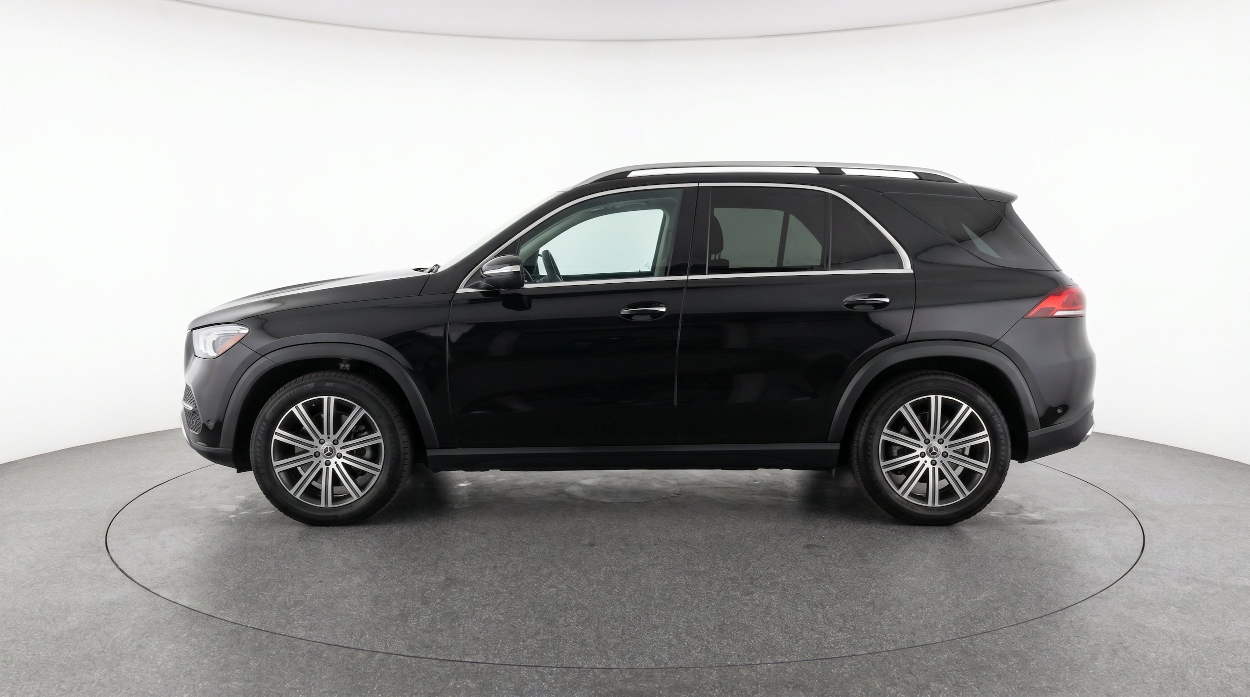 Thumbnail: 2026 Mercedes-Benz GLE - 5