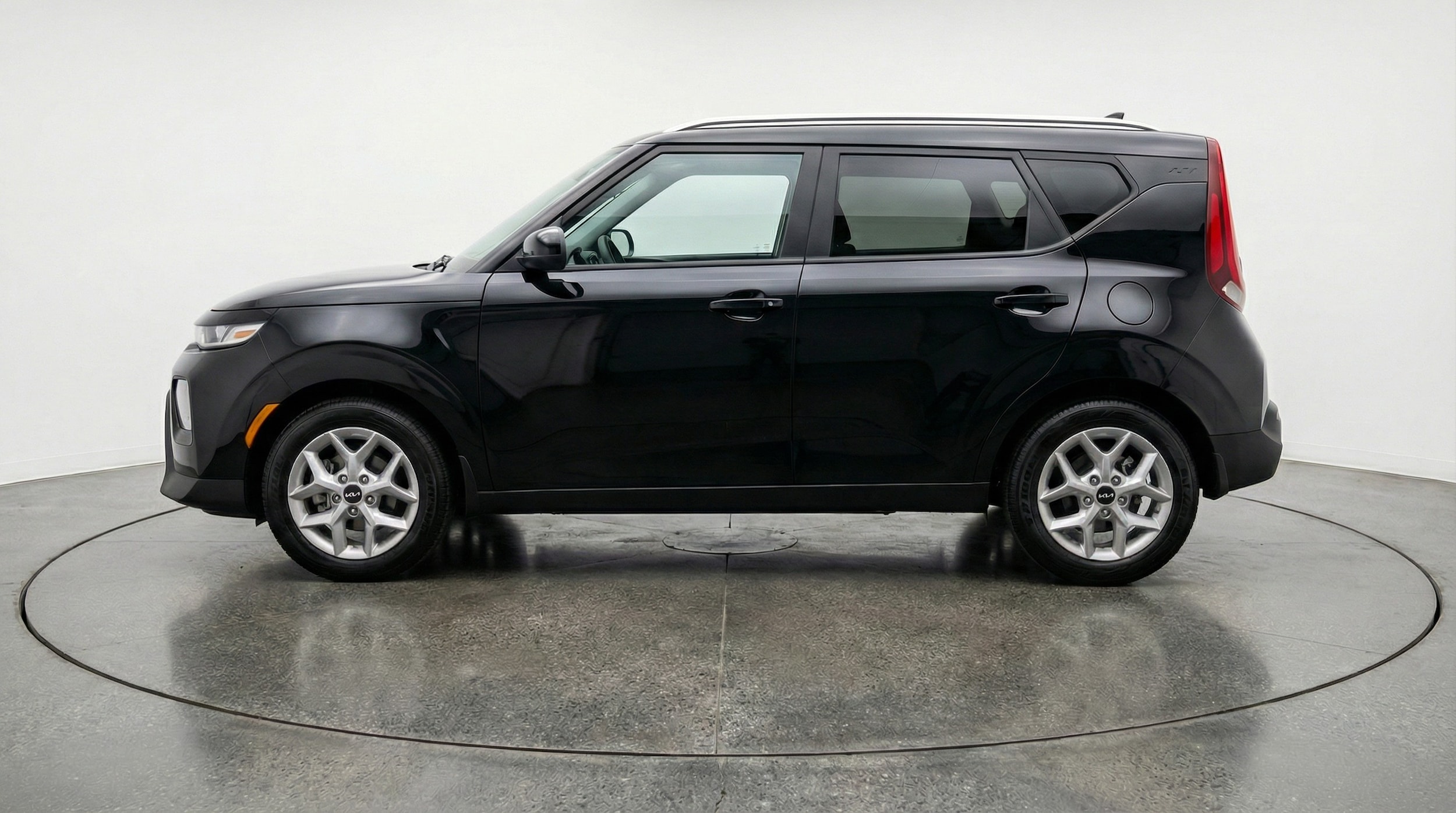 Thumbnail: 2025 Kia Soul - 4