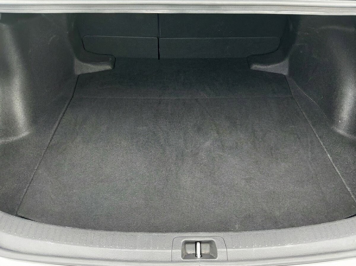 Thumbnail: 2025 Toyota Camry - 23