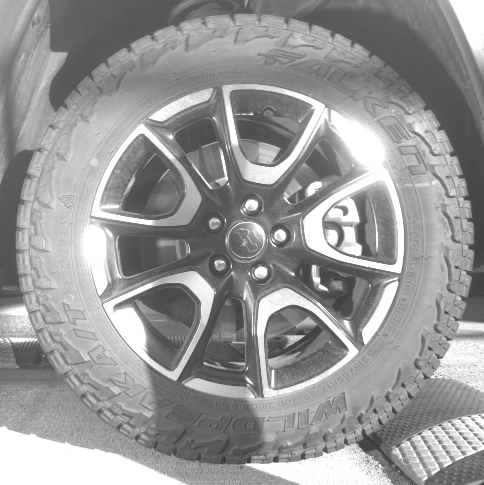 Thumbnail: 2025 Jeep Compass - 13