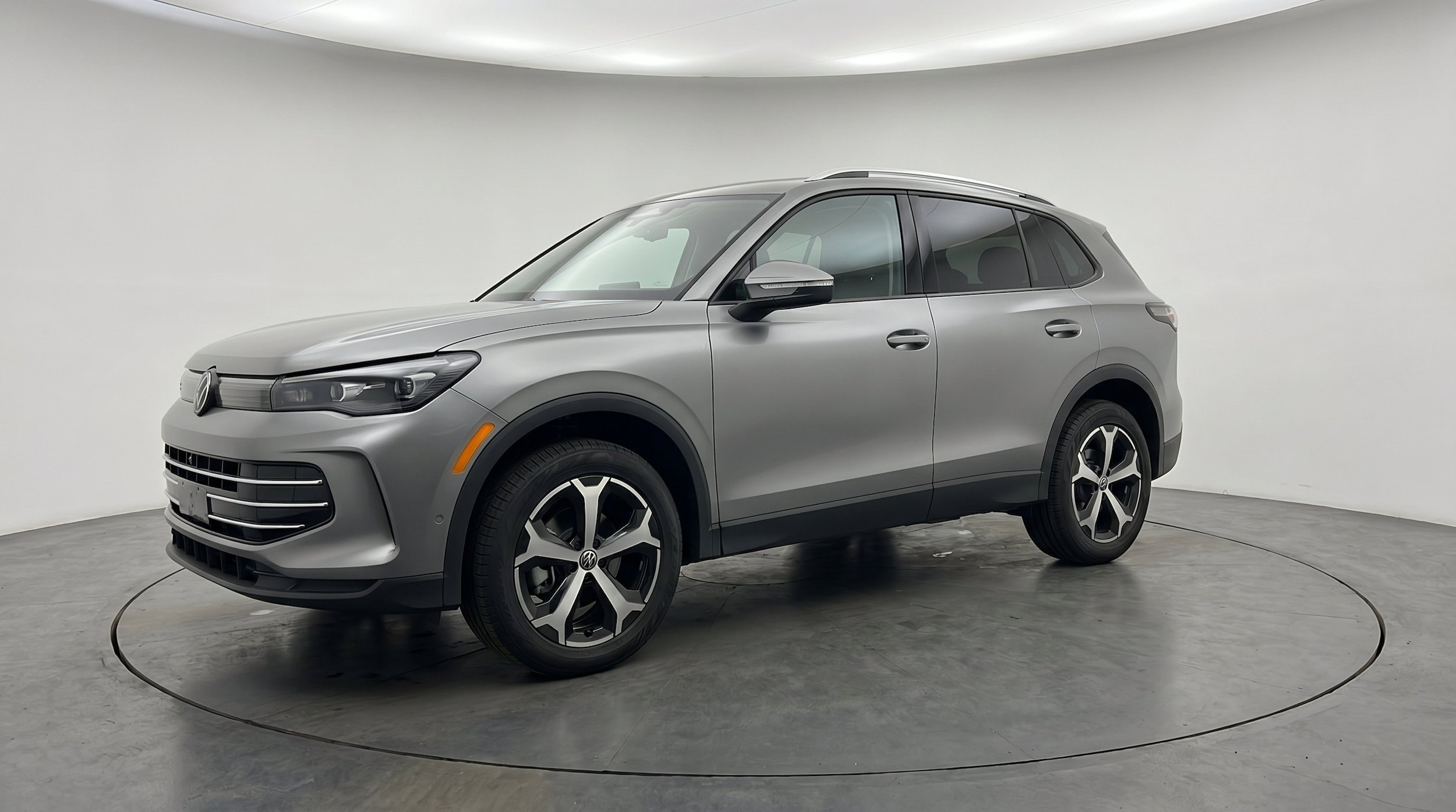 Thumbnail: 2026 Volkswagen Tiguan - 3
