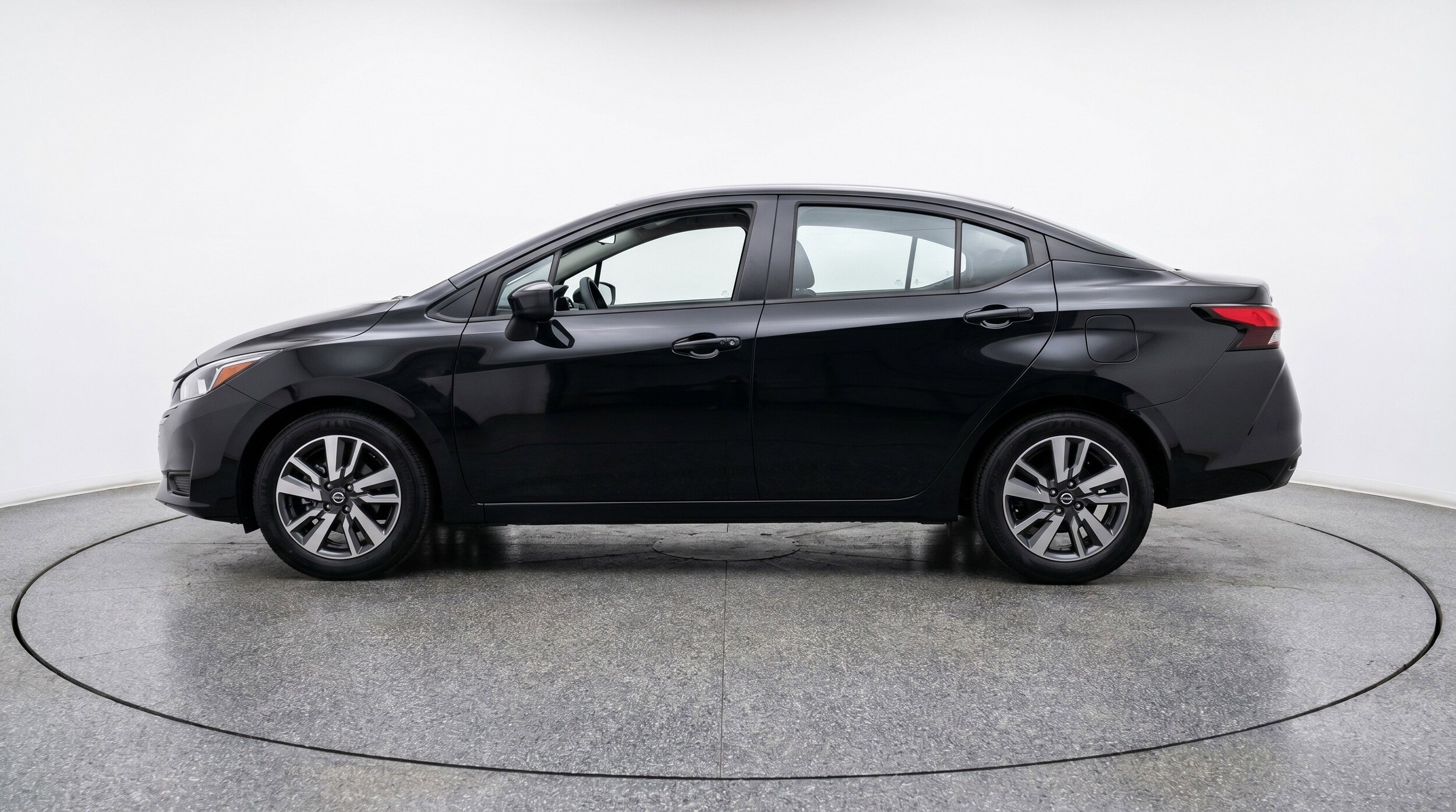 Thumbnail: 2025 Nissan Versa - 5