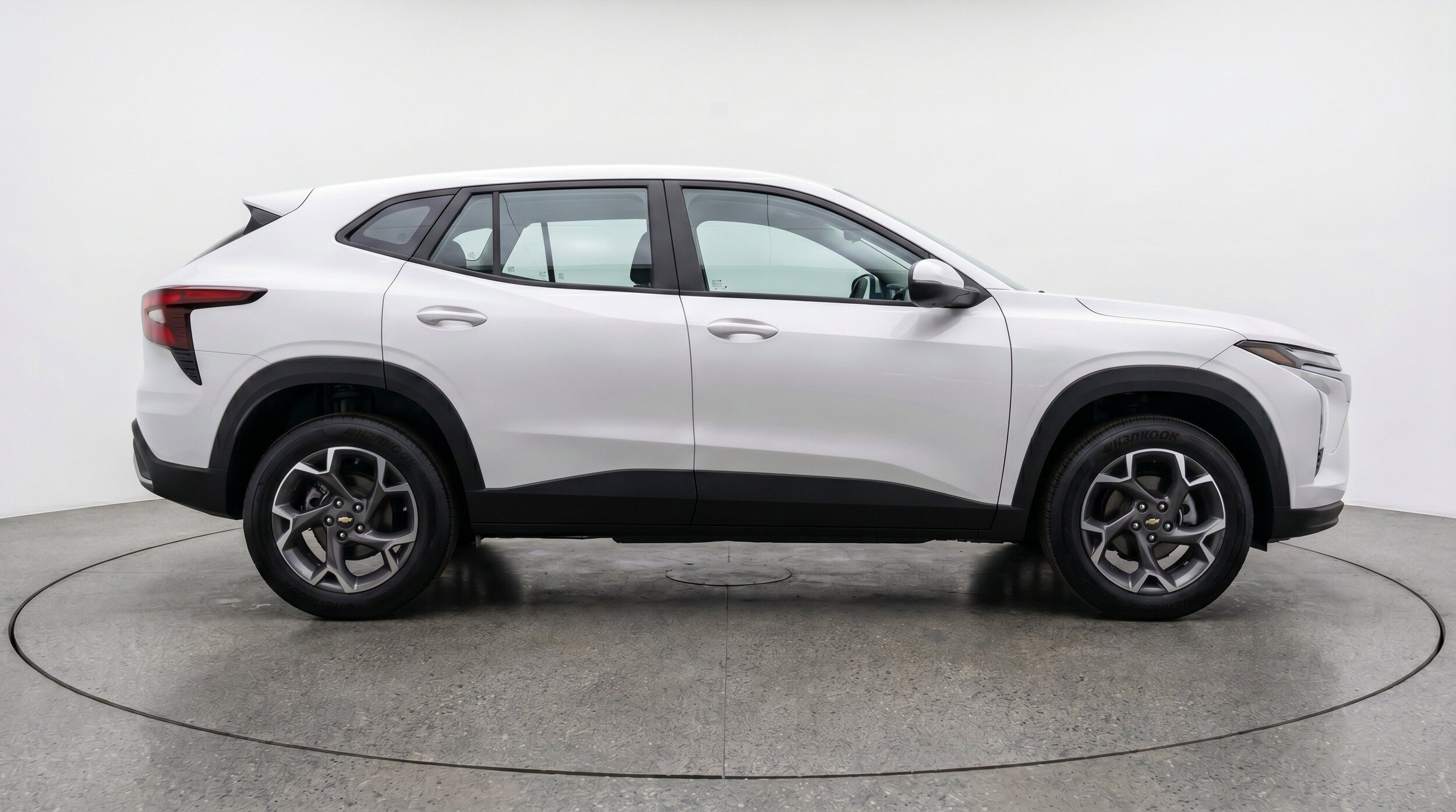 Thumbnail: 2025 Chevrolet Trax - 10