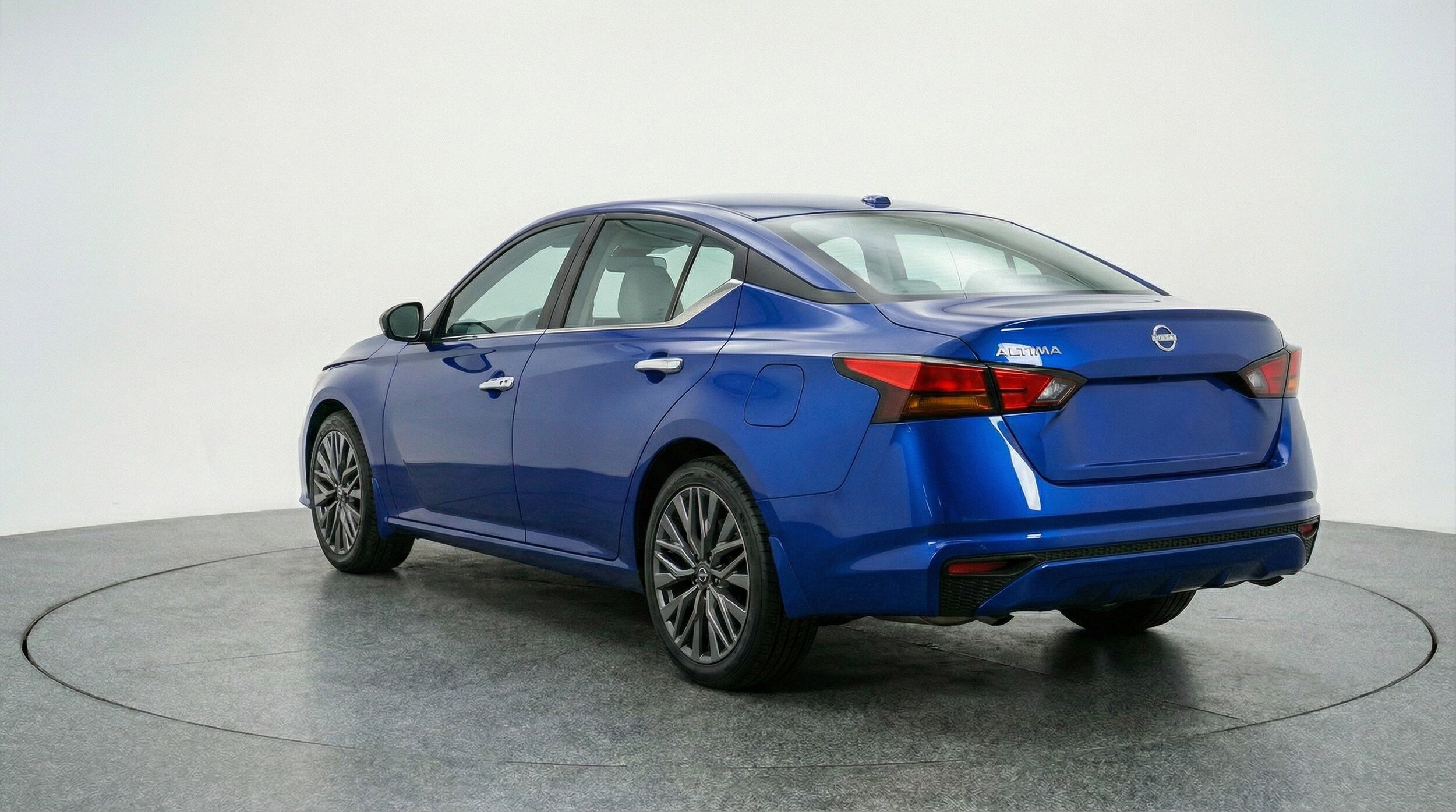 Thumbnail: 2025 Nissan Altima - 6