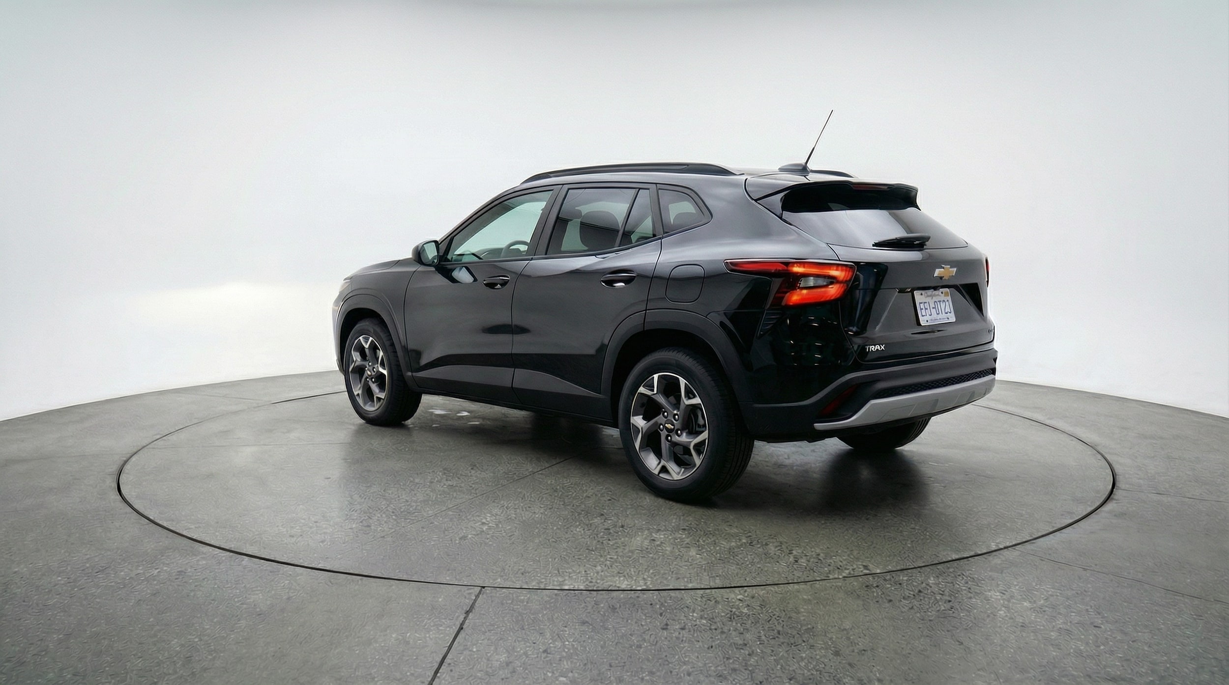 Thumbnail: 2025 Chevrolet Trax - 5