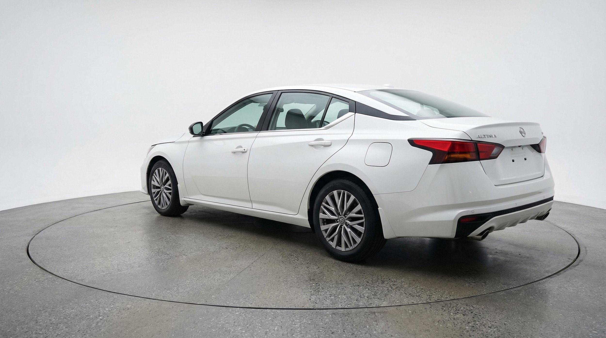 Thumbnail: 2025 Nissan Altima - 6