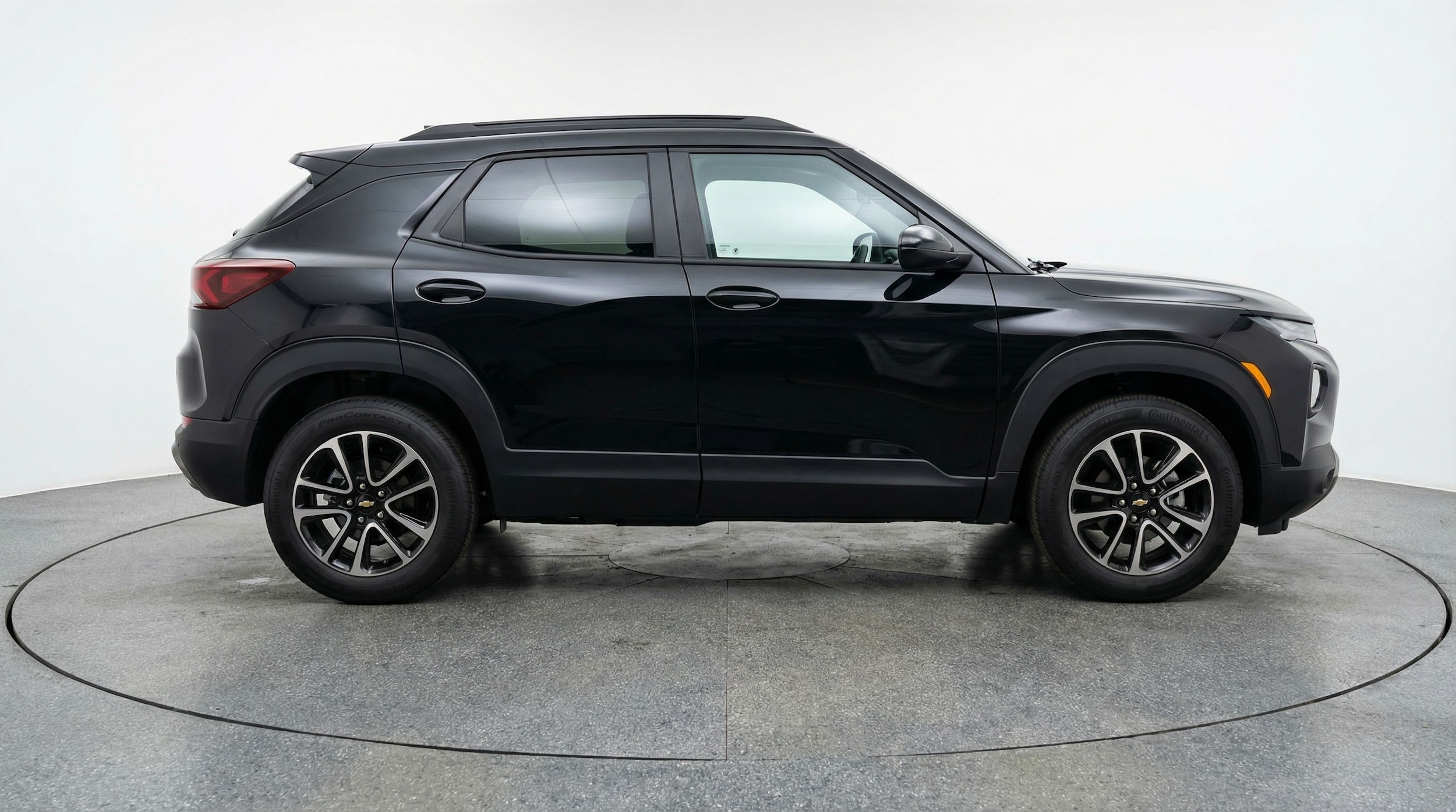 Thumbnail: 2025 Chevrolet TrailBlazer - 8