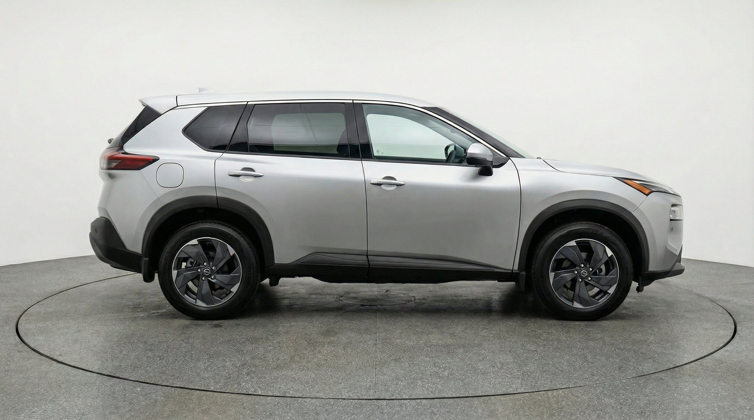 Thumbnail: 2025 Nissan Rogue - 10