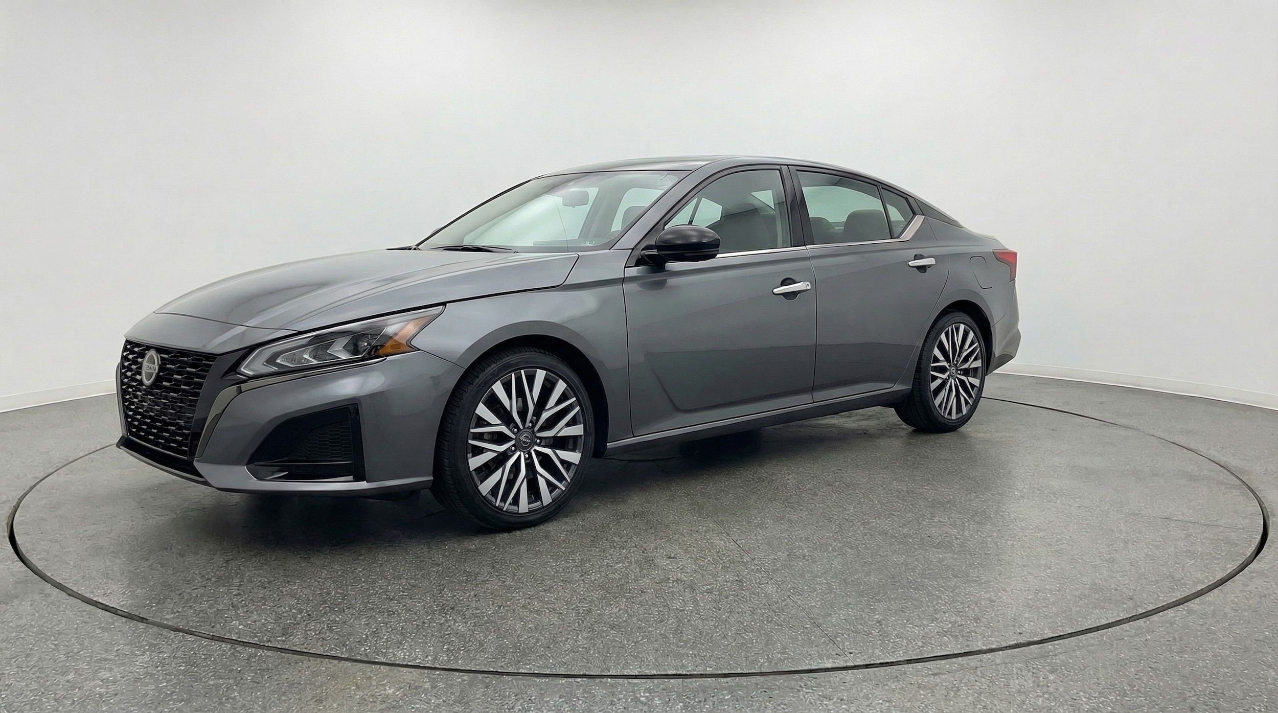 Thumbnail: 2025 Nissan Altima - 3