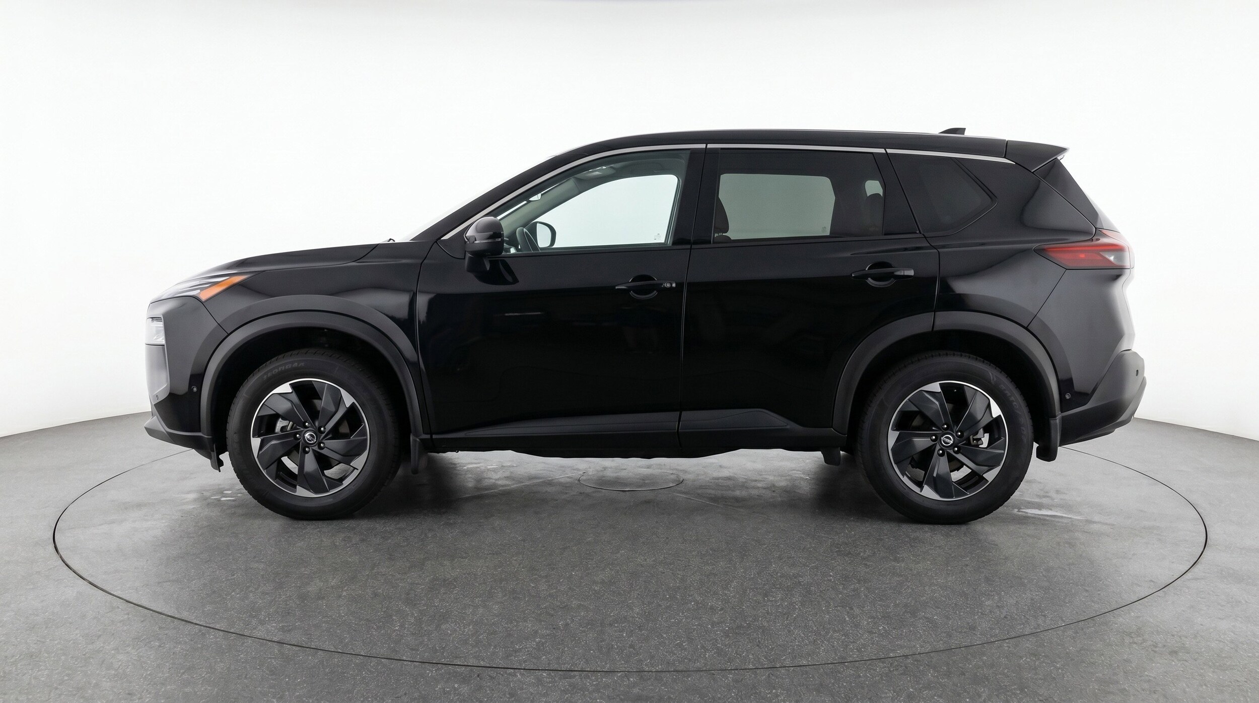 Thumbnail: 2025 Nissan Rogue - 5